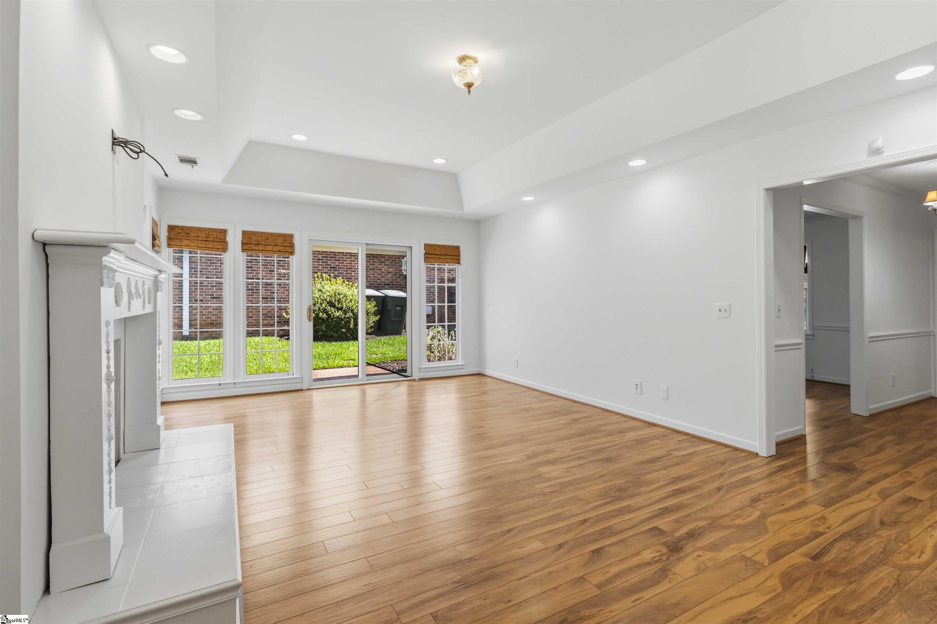 4 Parkins Place Greenville, SC 29607