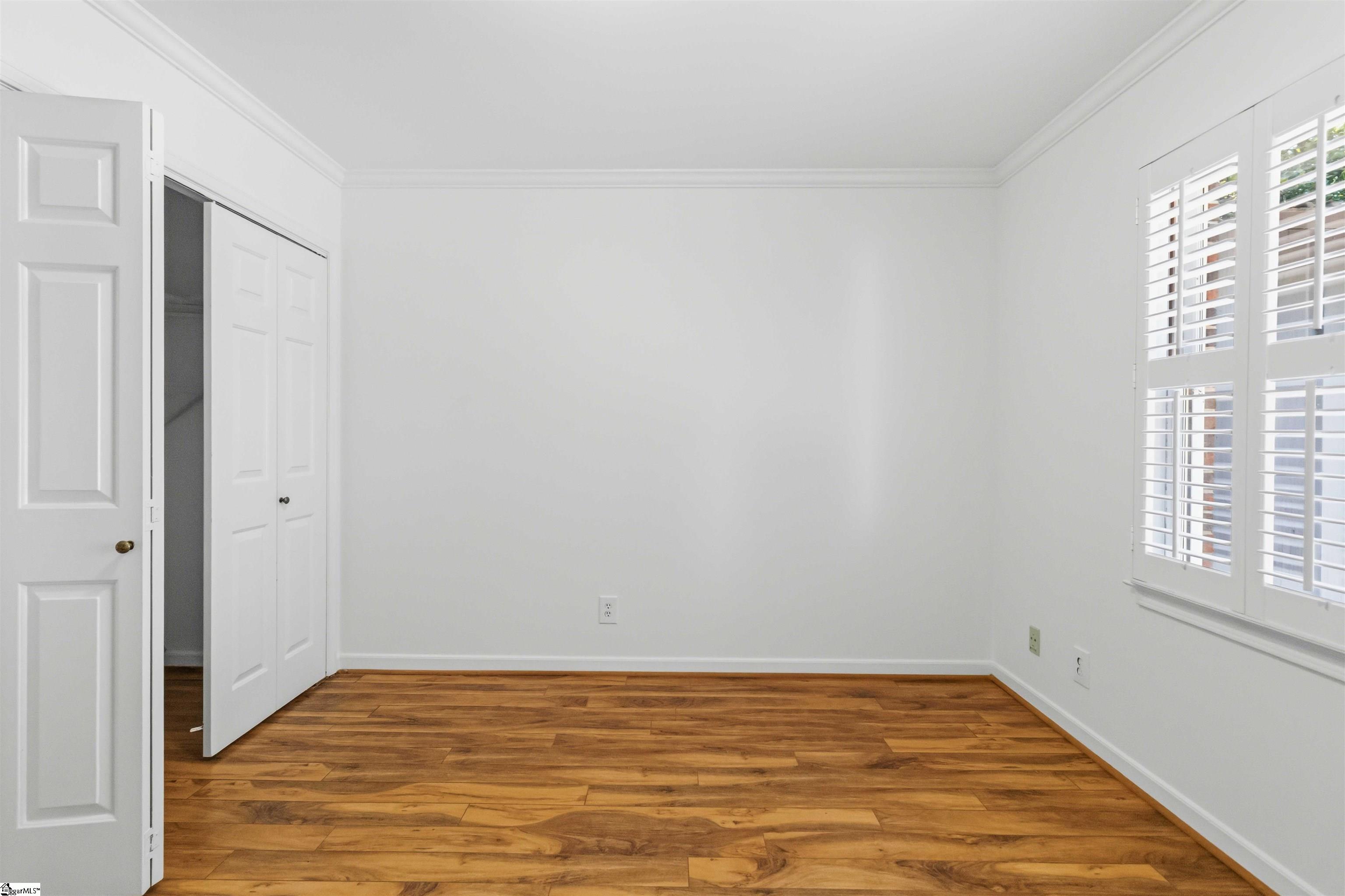 4 Parkins Place Greenville, SC 29607