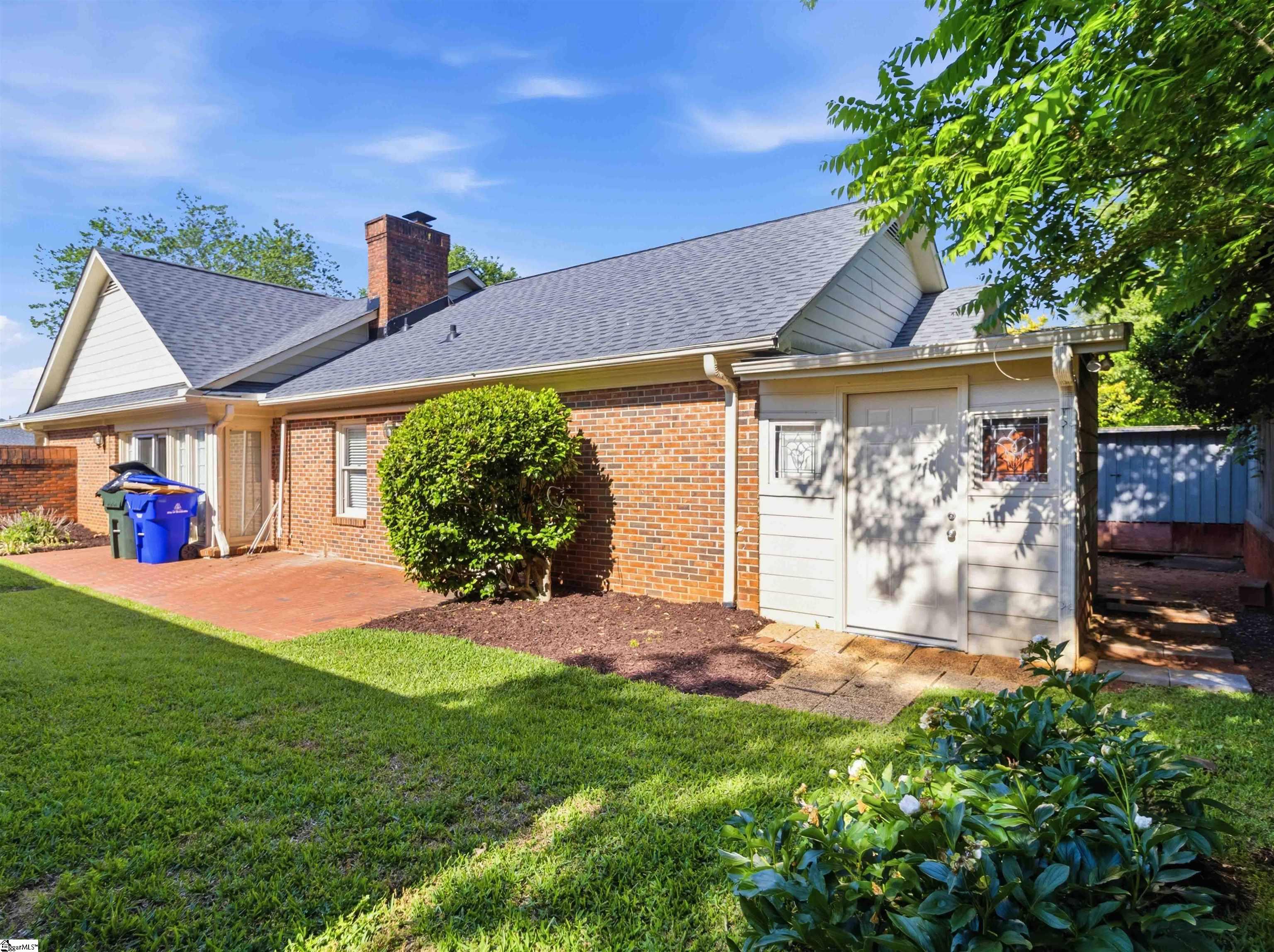 4 Parkins Place Greenville, SC 29607