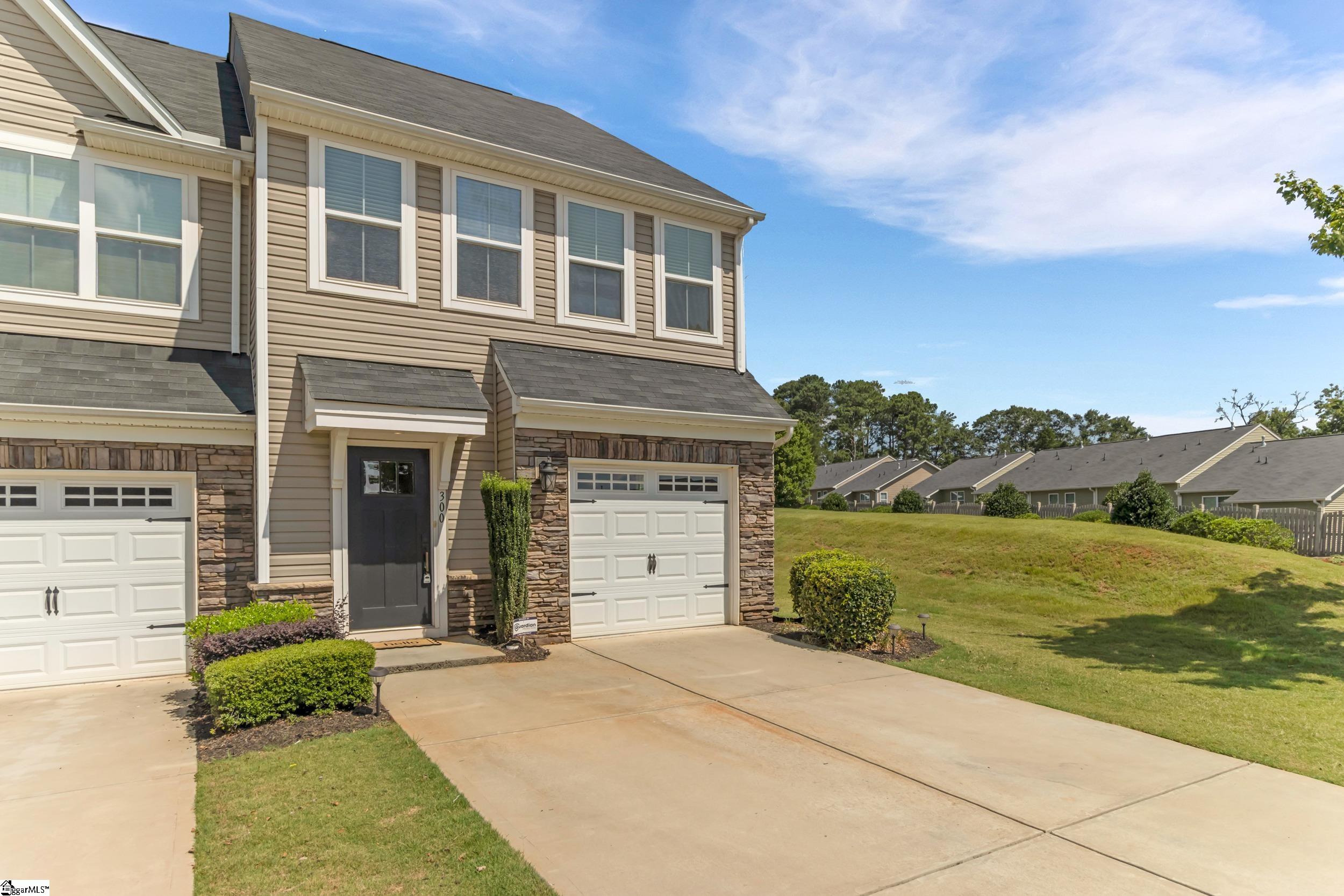 300 Huntingdale Place Simpsonville, SC 29681