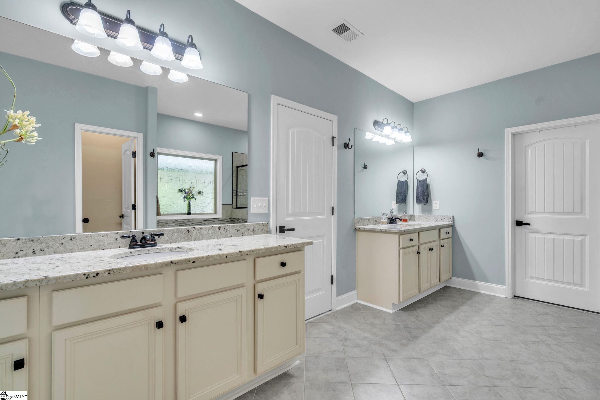 356 Strasburg Drive Simpsonville, SC 29681