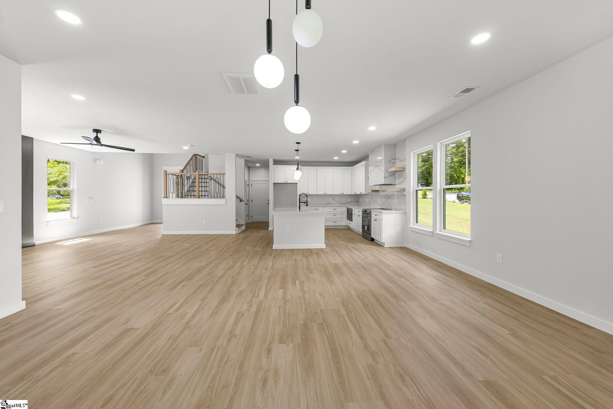 6 McKinley Drive Greenville, SC 29611
