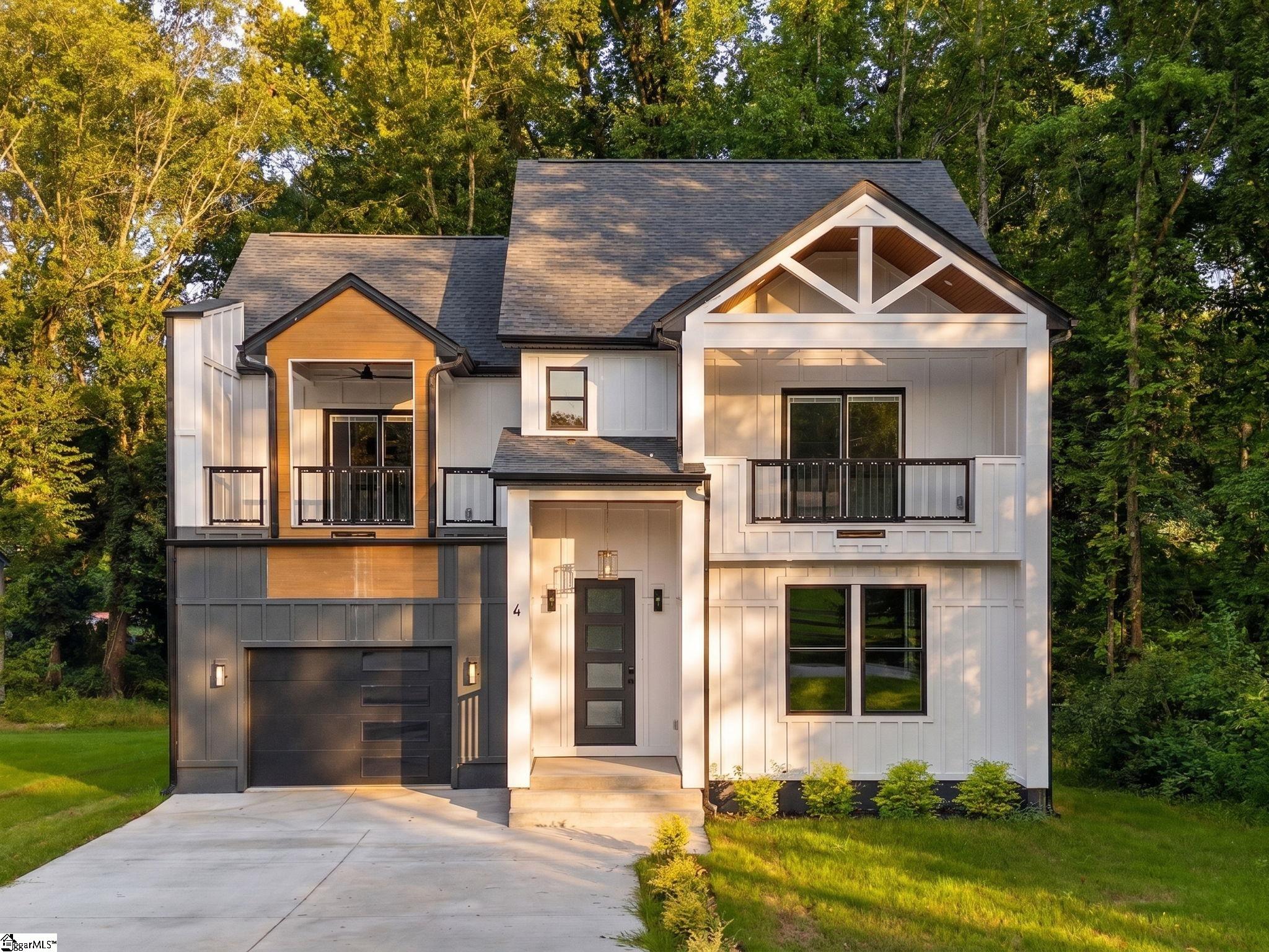4 McKinley Drive Greenville, SC 29611