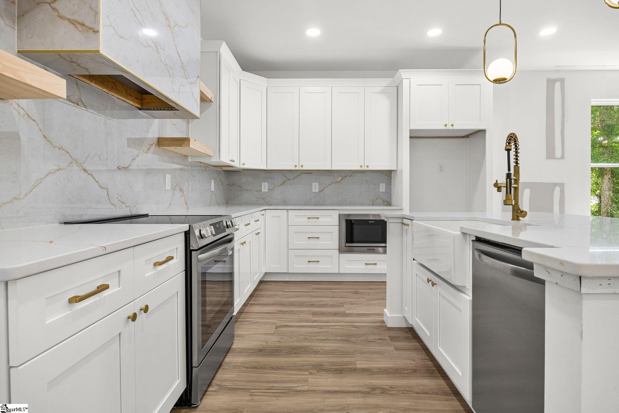 4 McKinley Drive Greenville, SC 29611