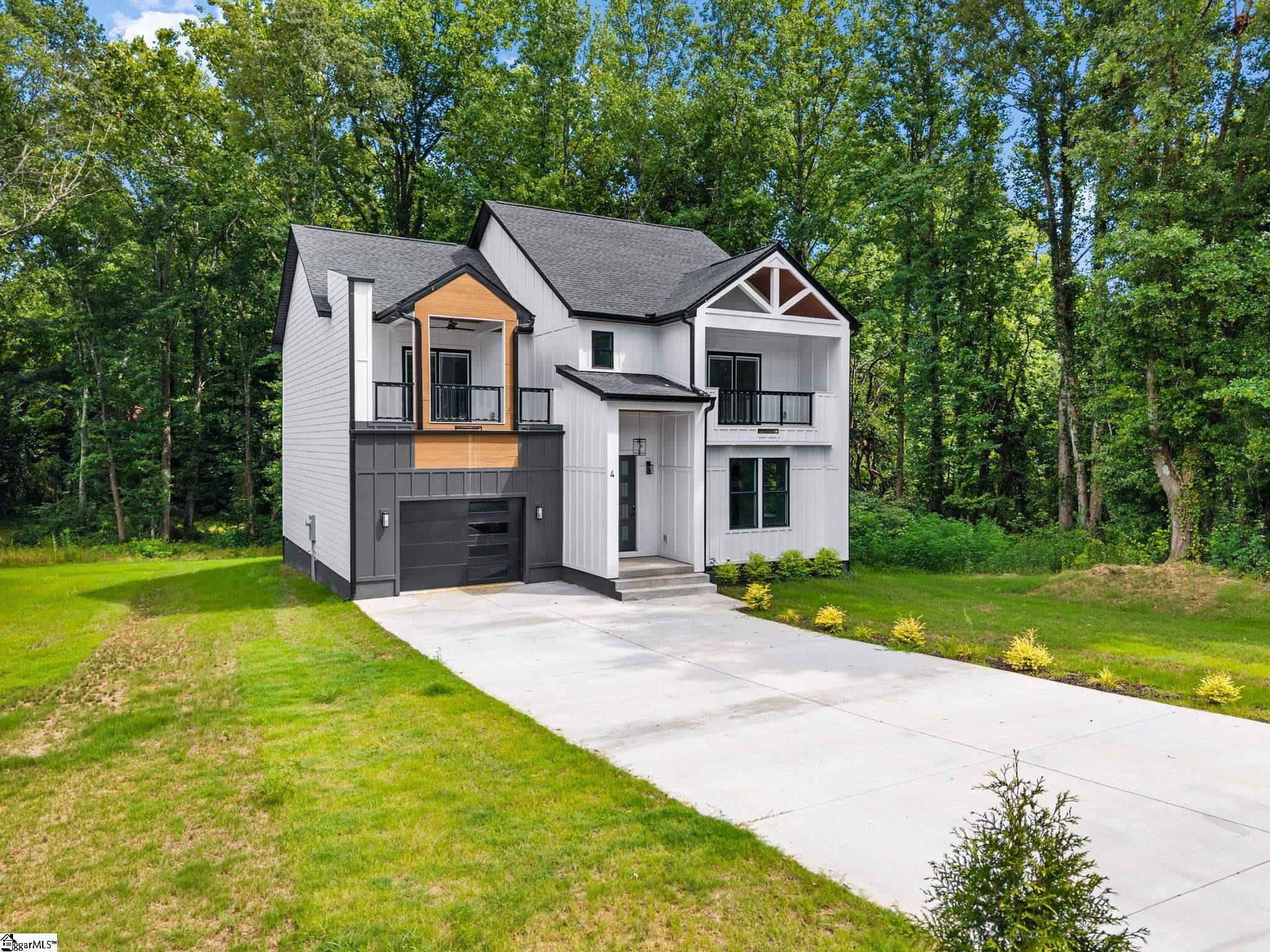4 McKinley Drive Greenville, SC 29611