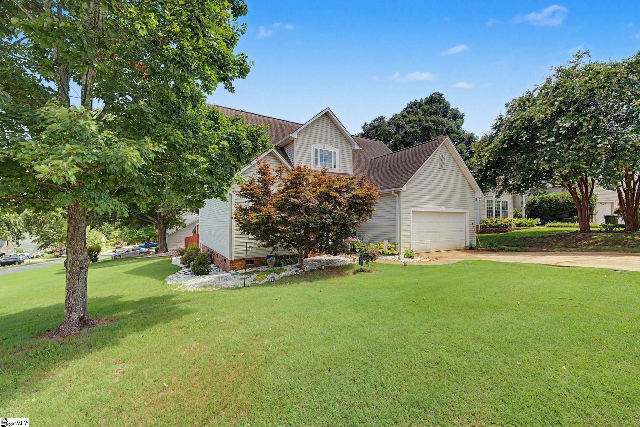 14 Birkdale Drive Simpsonville, SC 29681