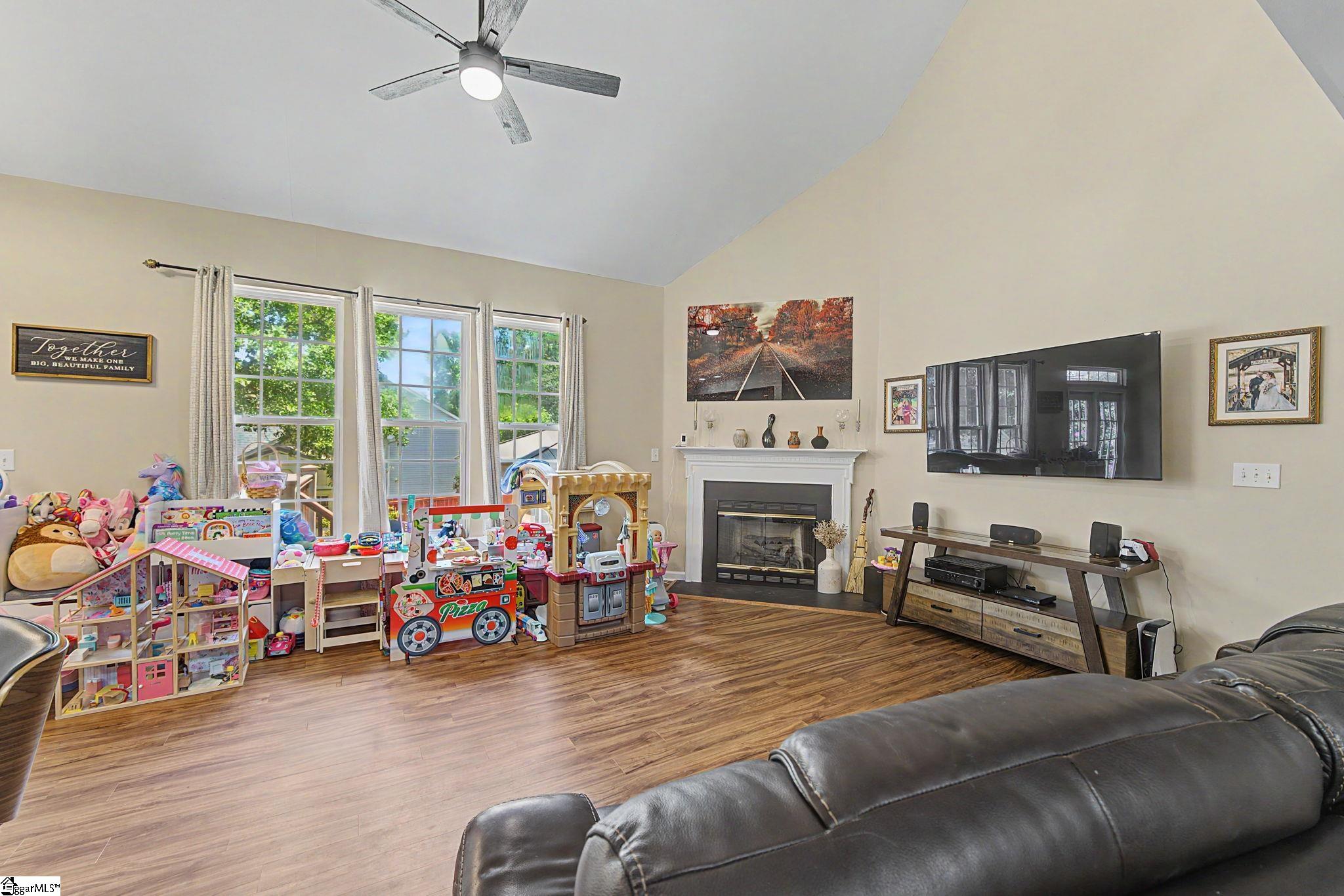 14 Birkdale Drive Simpsonville, SC 29681