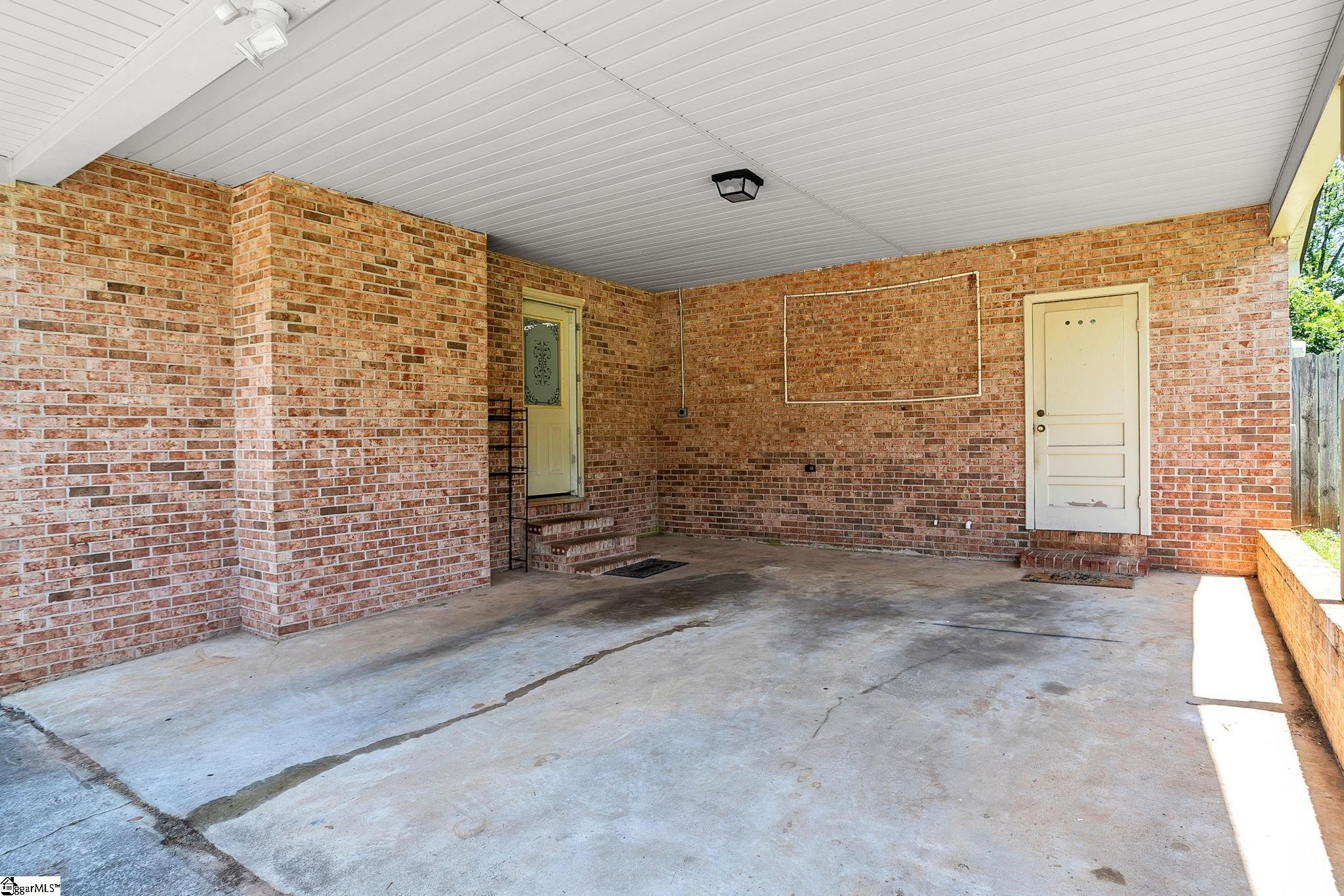 18 Konnarock Circle Greenville, SC 29617
