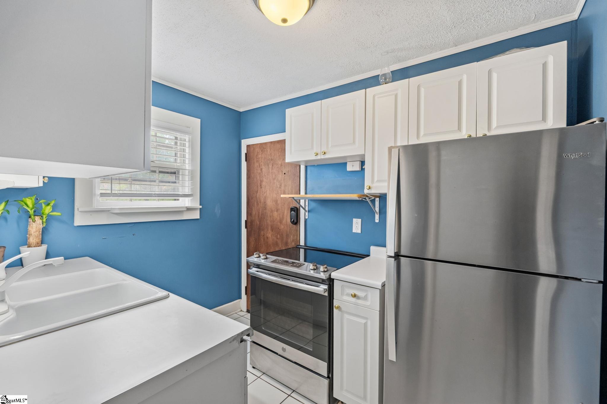 100 Lewis Drive UNIT Unit 19A Greenville, SC 29605