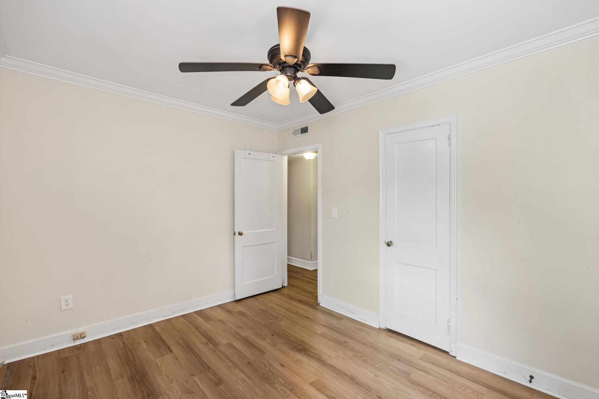 100 Lewis Drive UNIT Unit 19A Greenville, SC 29605