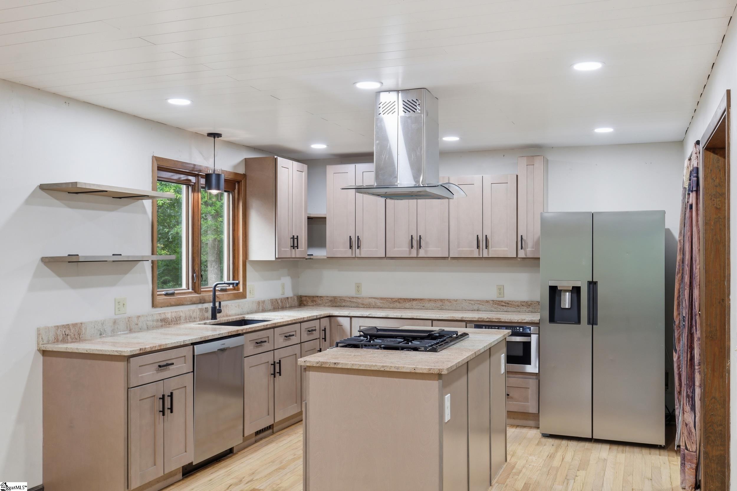 68 Washington Drive Piedmont, SC 29673