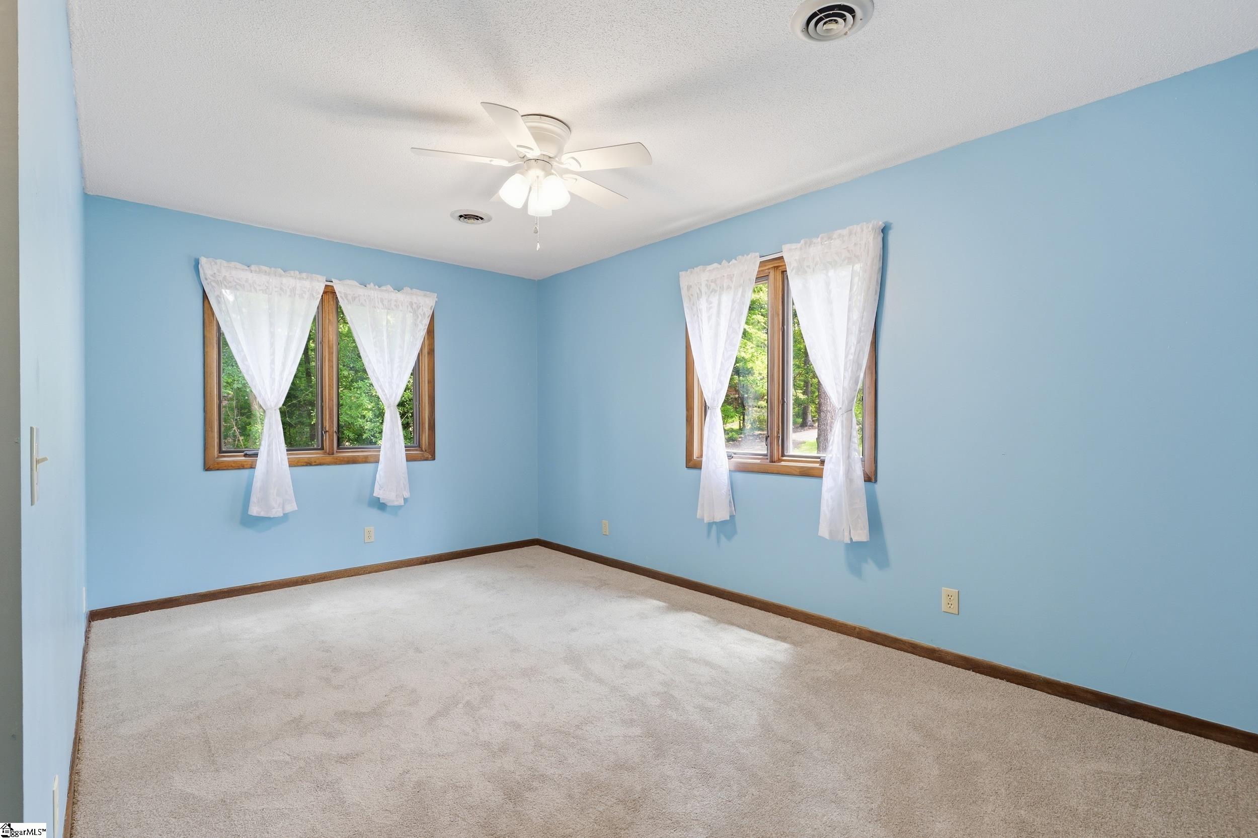 68 Washington Drive Piedmont, SC 29673