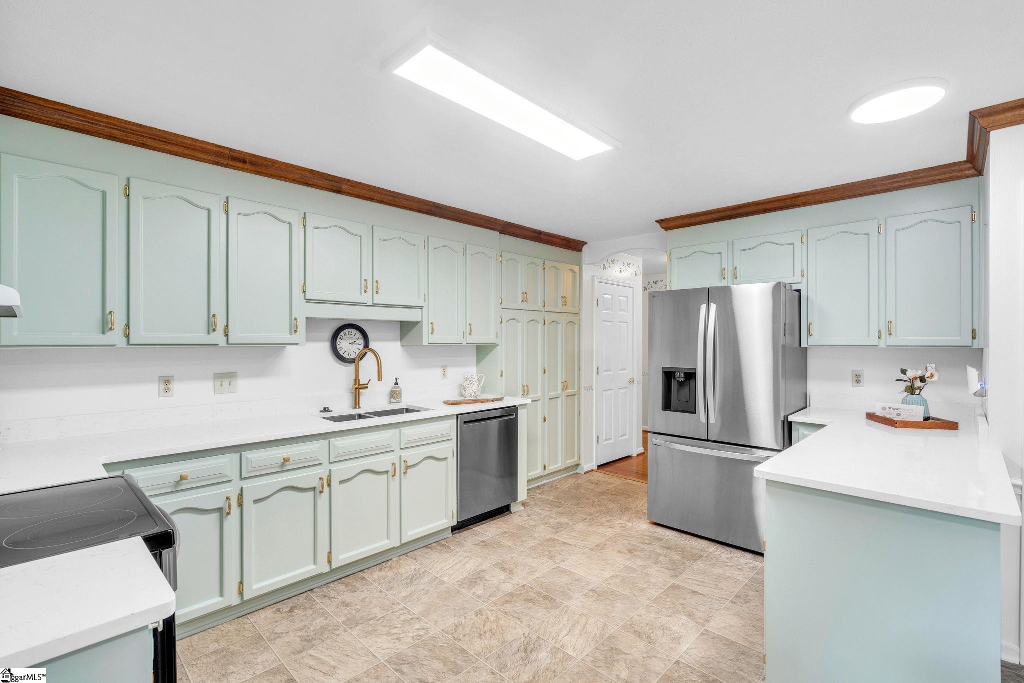 518 Windward Way Greer, SC 29650