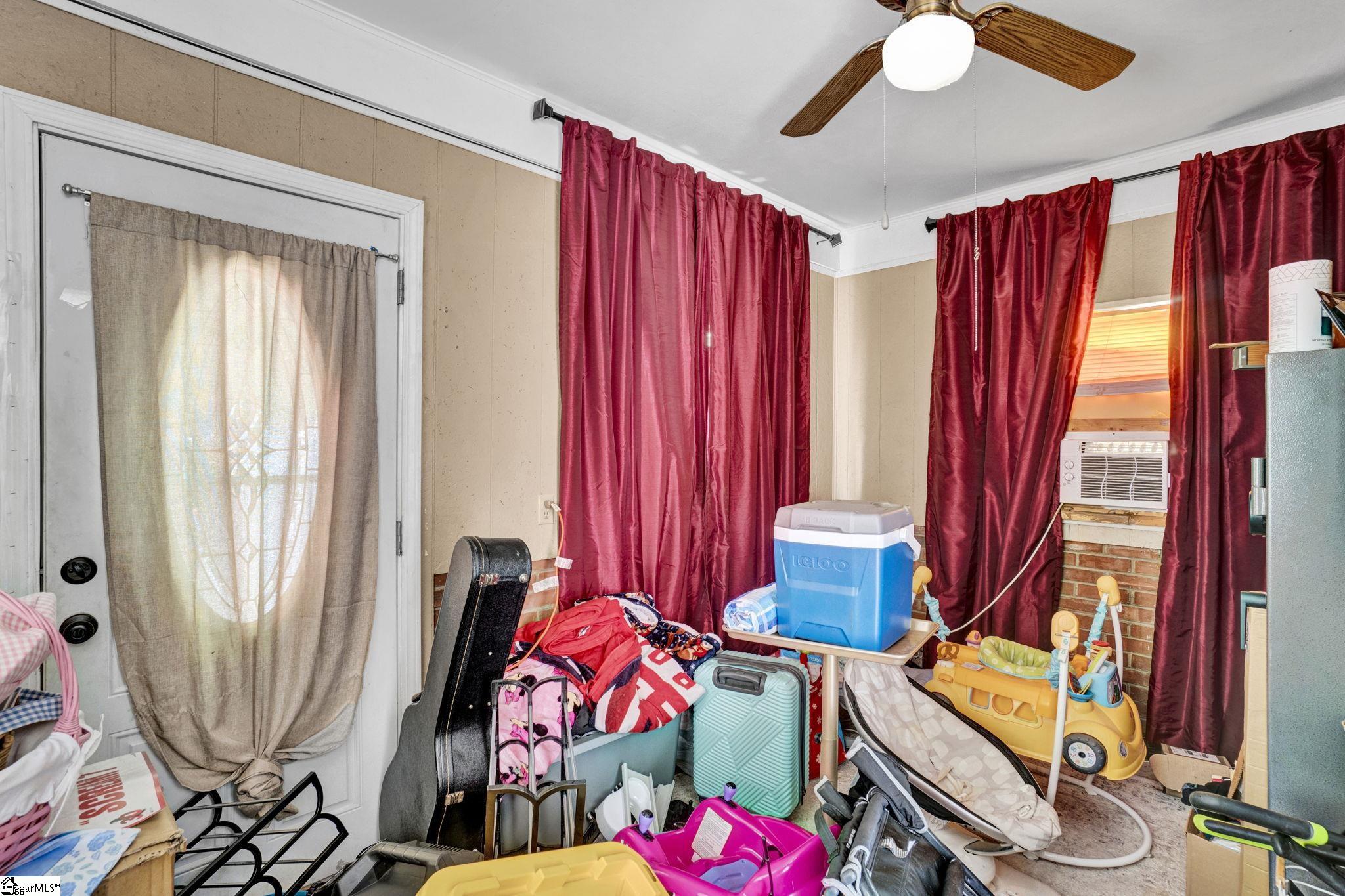 210 Sunnyview Circle Spartanburg, SC 29307