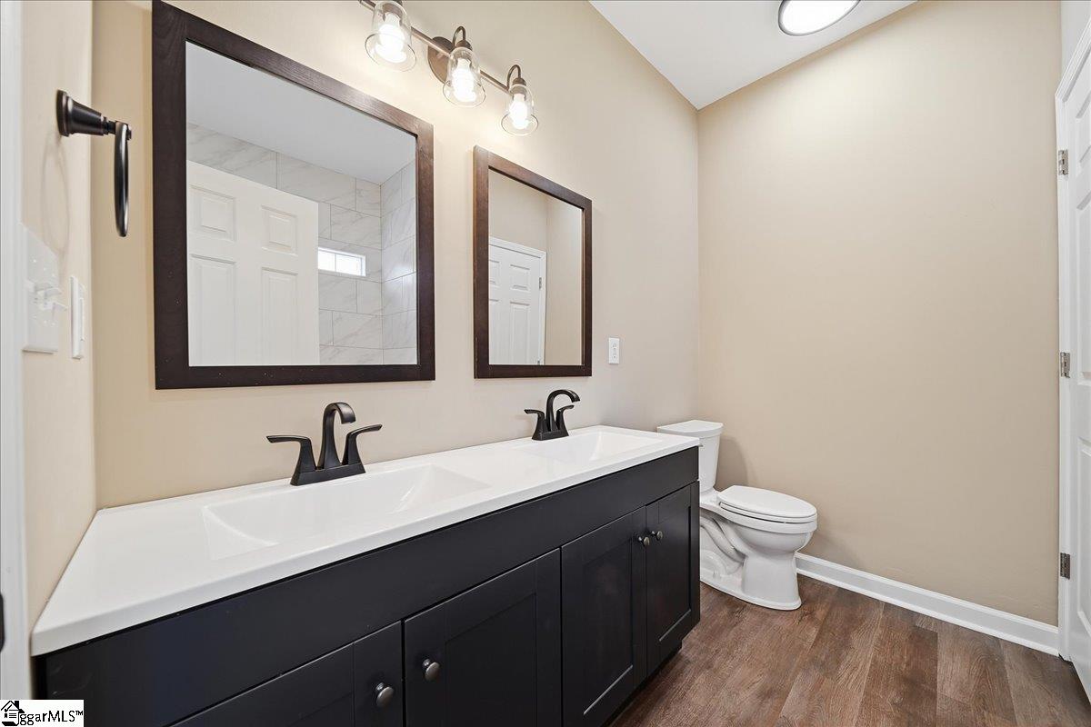 529 Fox Hurst Court Moore, SC 29369