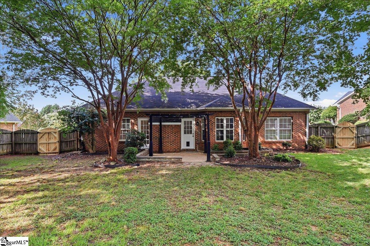 529 Fox Hurst Court Moore, SC 29369