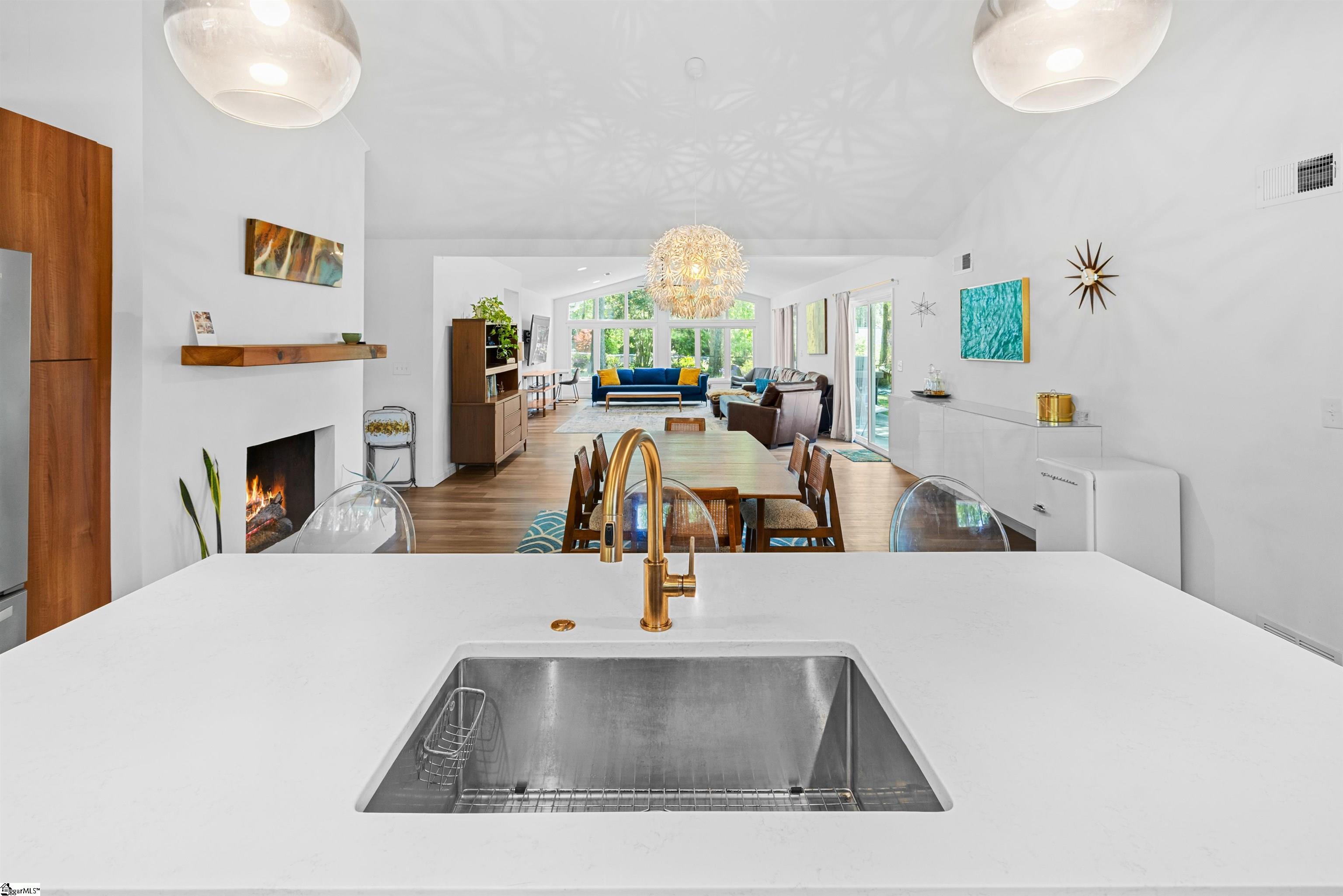 103 Lake Fairfield Drive Greenville, SC 29615