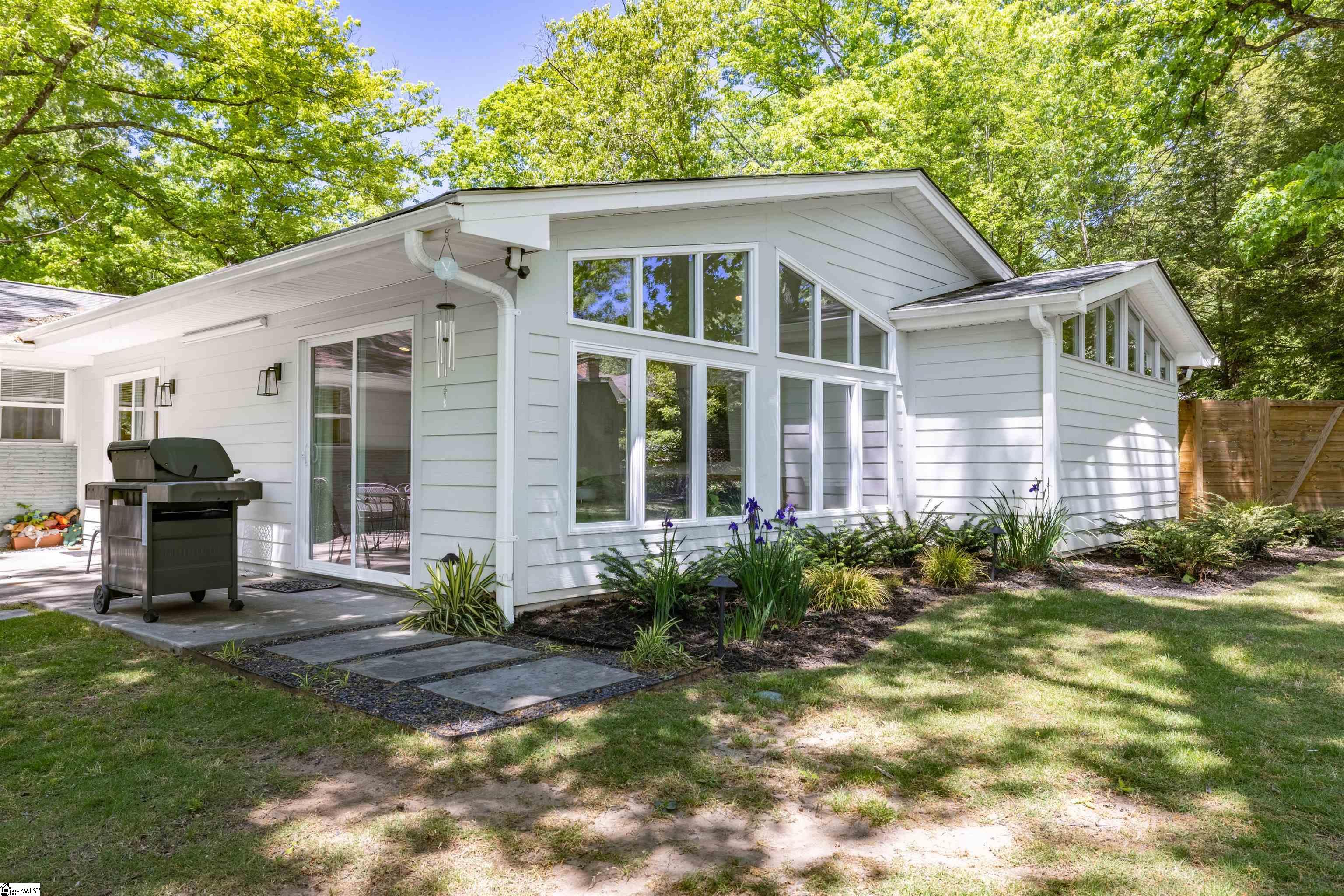103 Lake Fairfield Drive Greenville, SC 29615