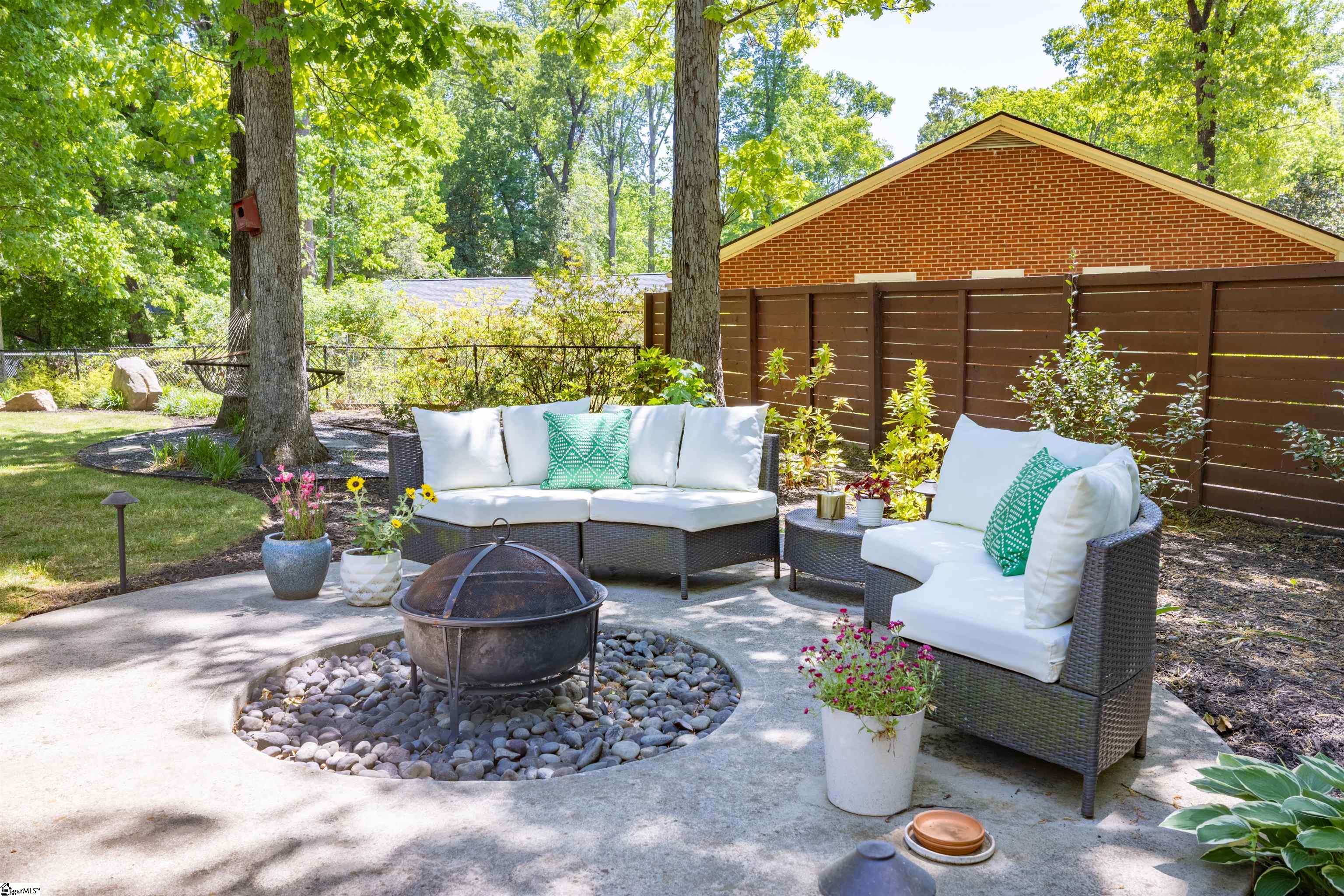 103 Lake Fairfield Drive Greenville, SC 29615