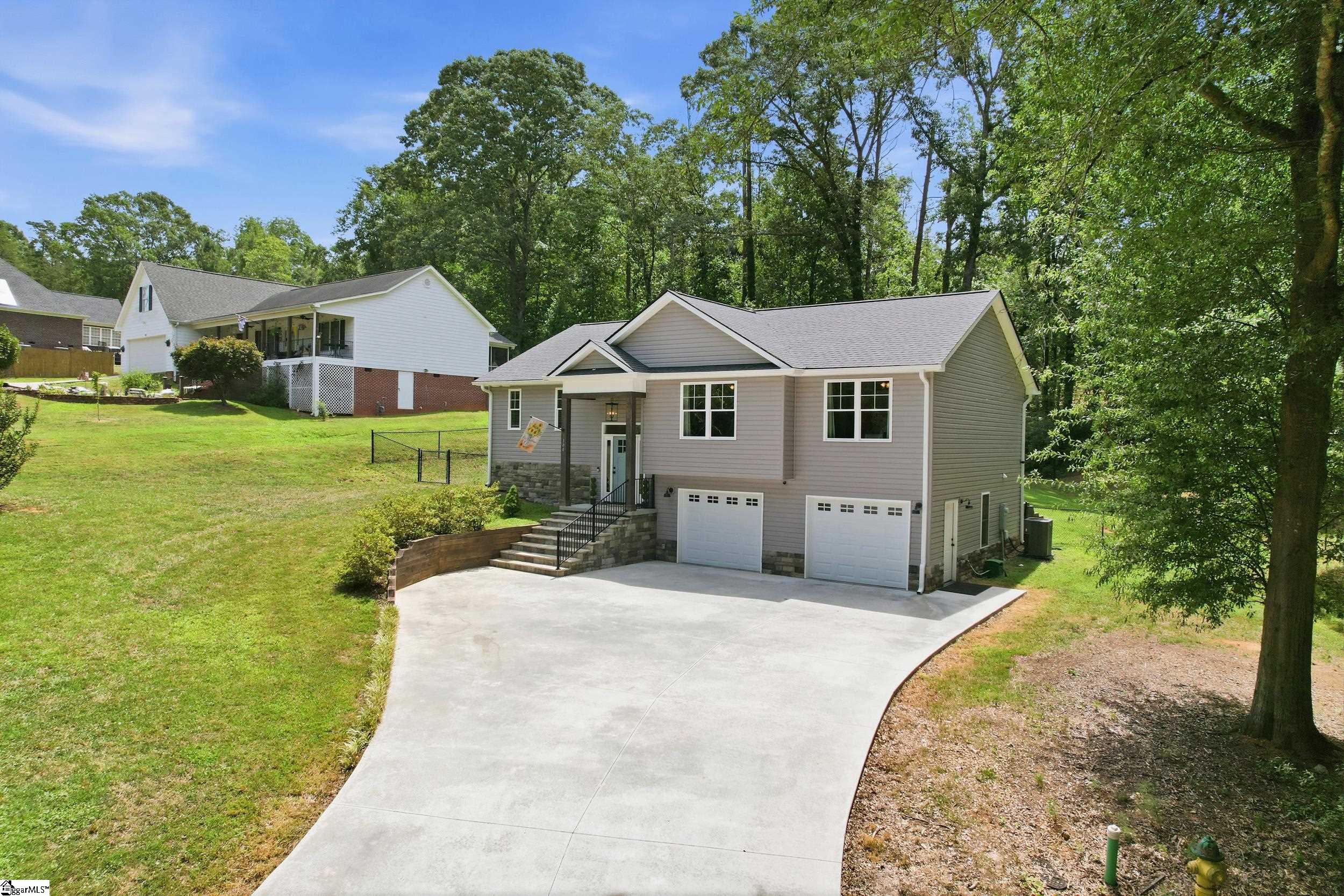 100 Victorian Lane Seneca, SC 29672