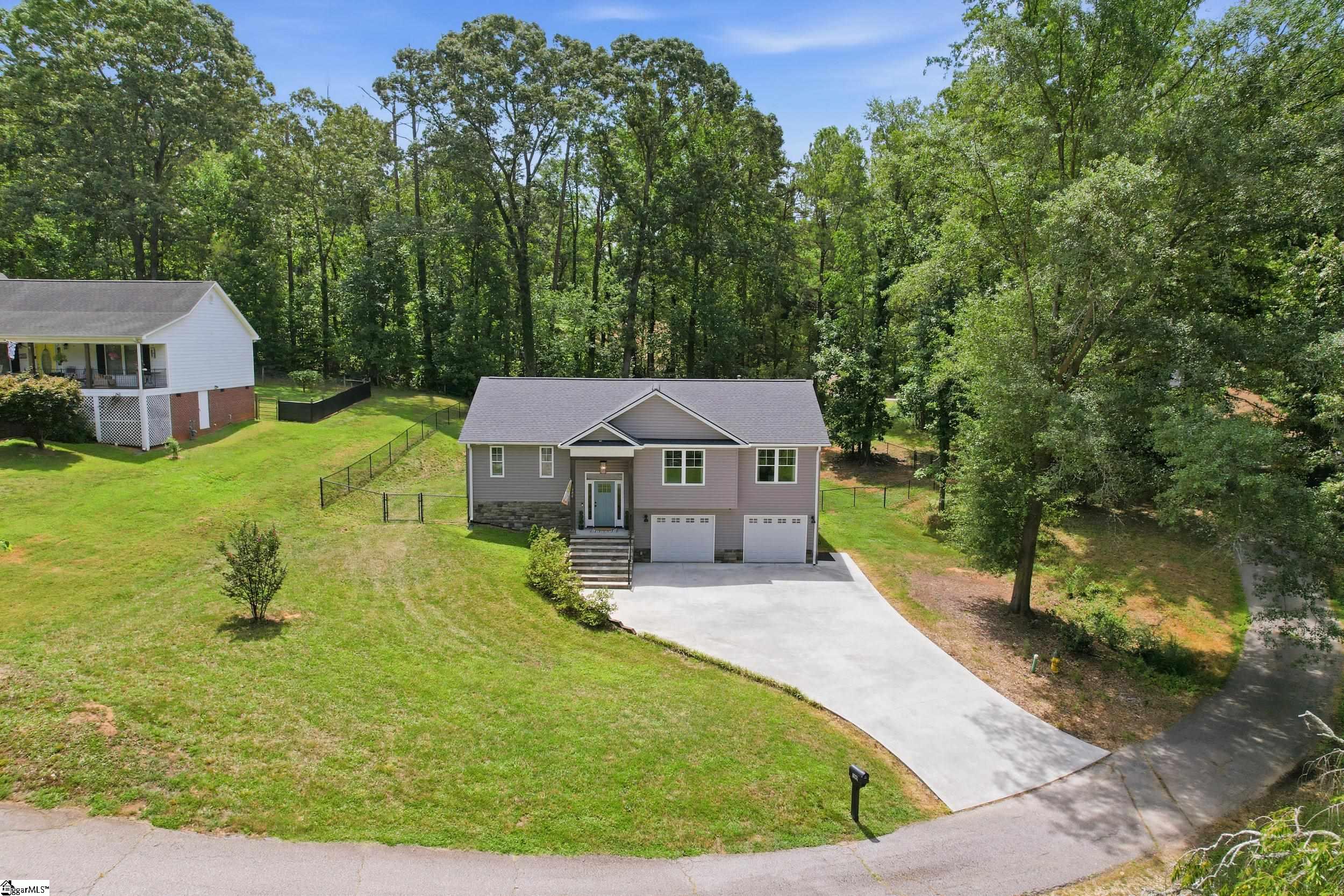 100 Victorian Lane Seneca, SC 29672