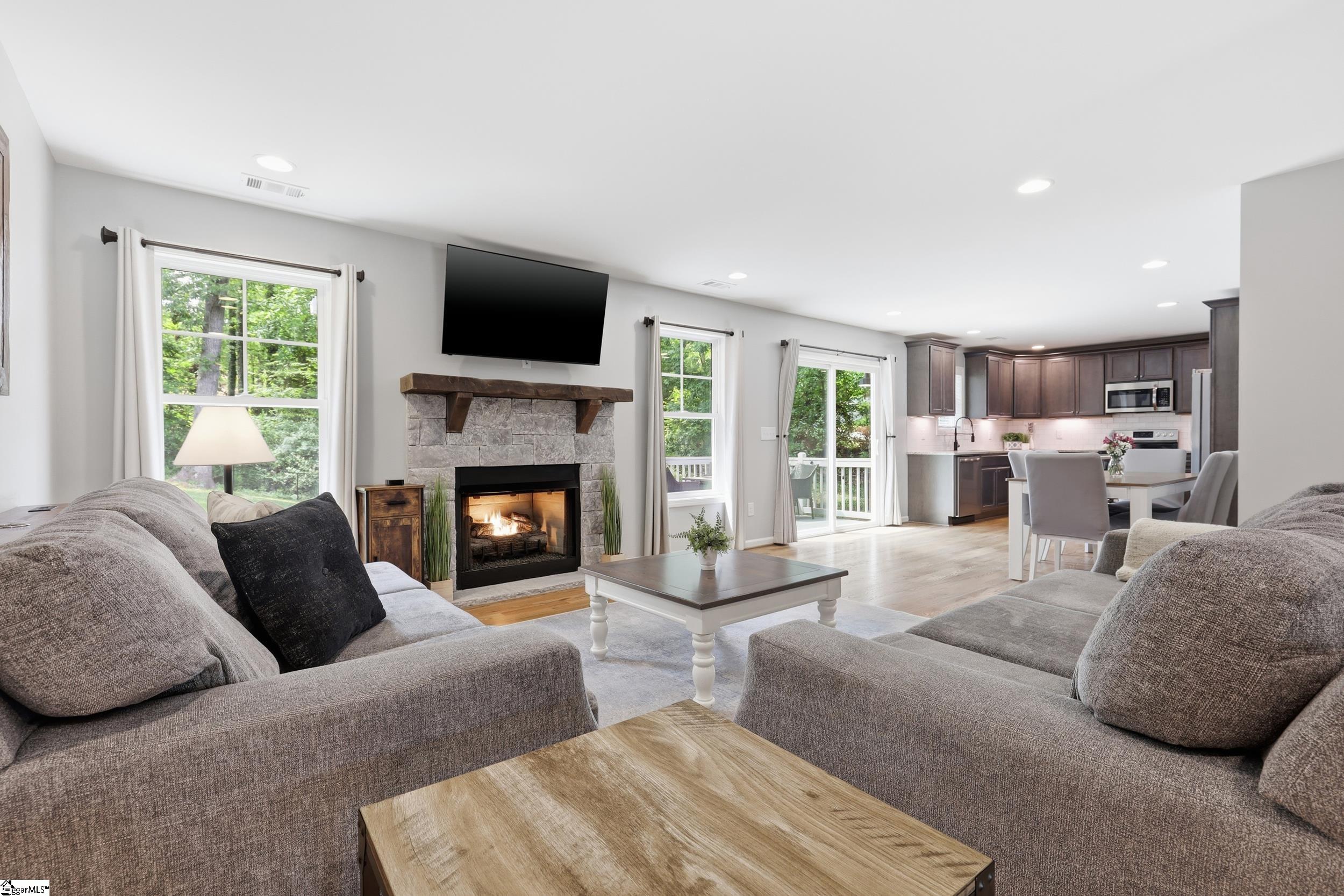 100 Victorian Lane Seneca, SC 29672