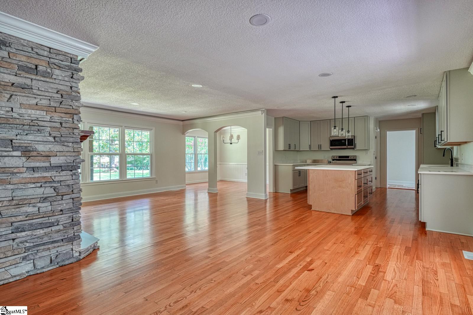 837 Friendship Church Road Pauline, SC 29374