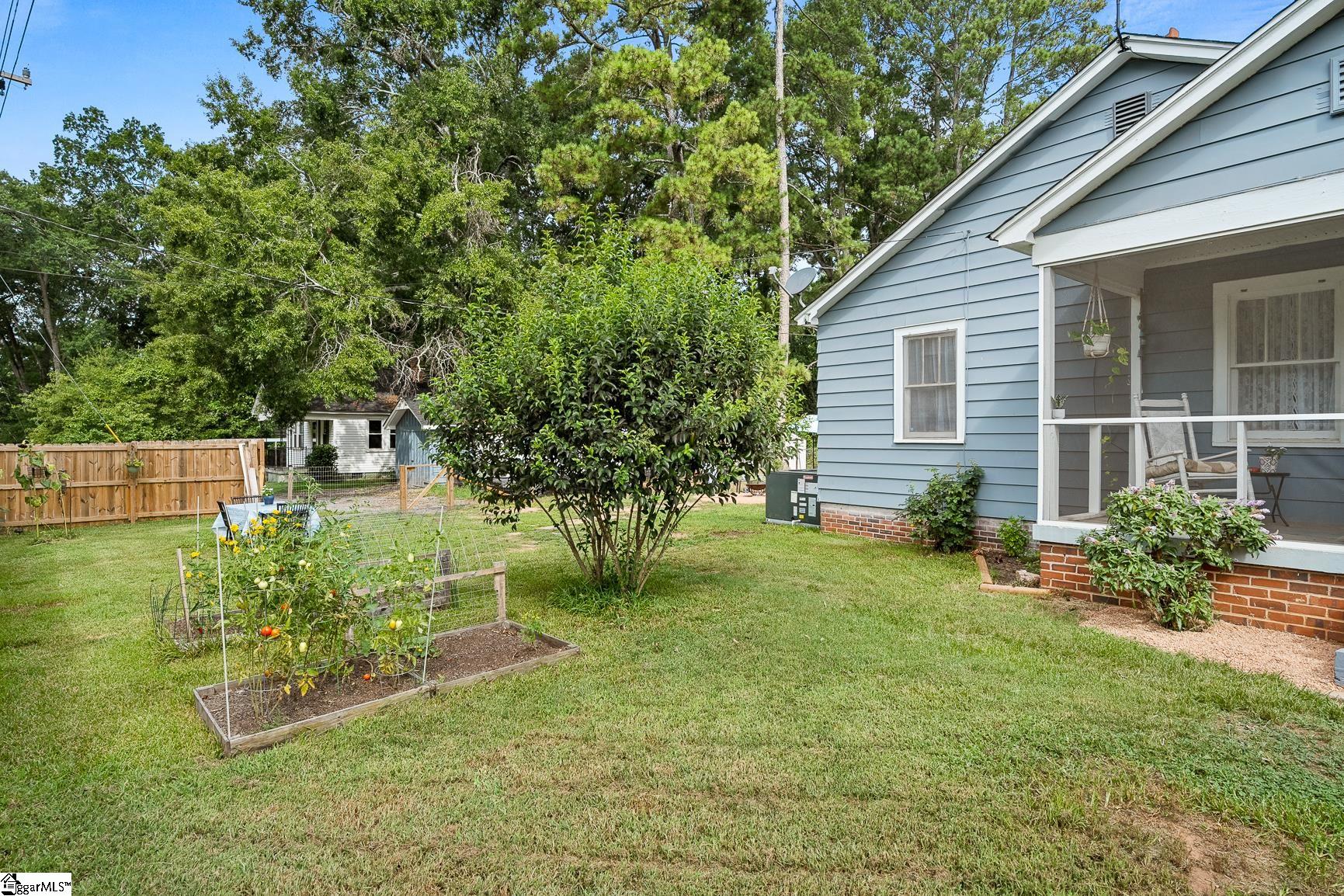 2001 Woodside Avenue Anderson, SC 29625
