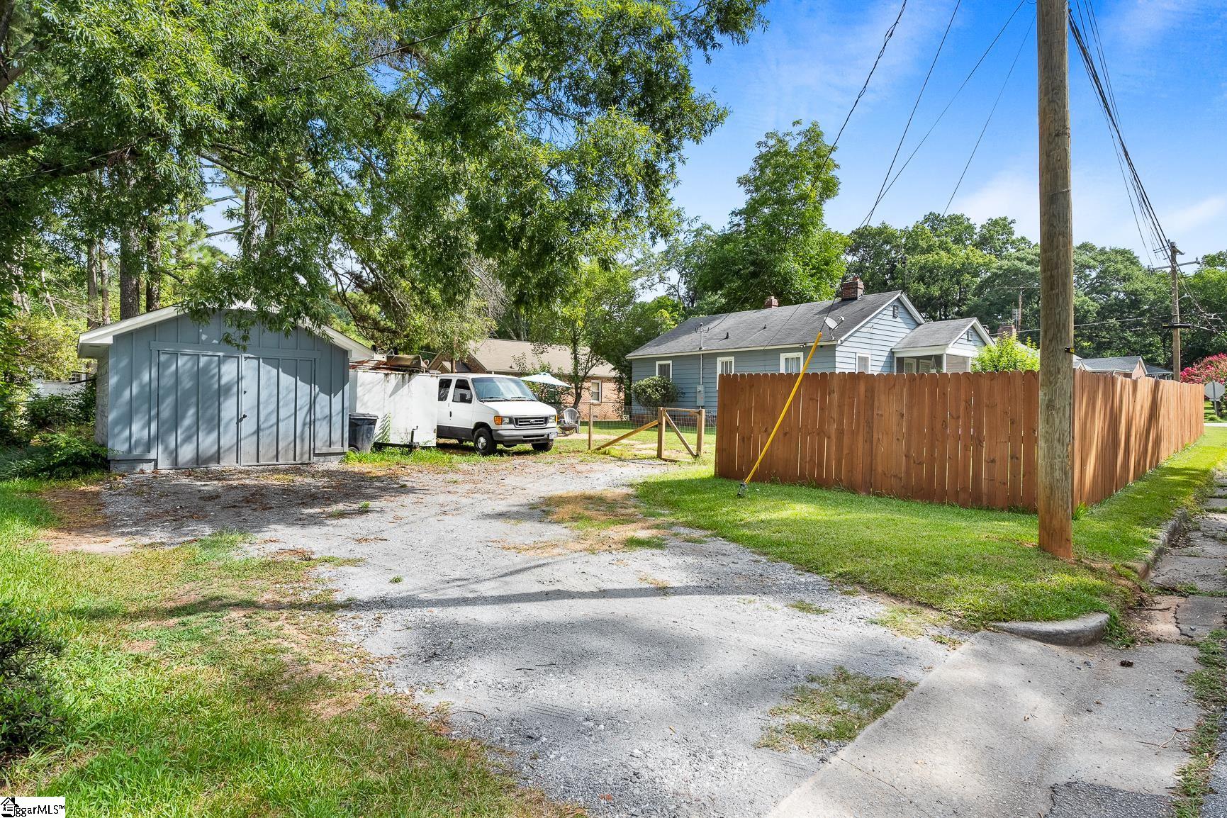 2001 Woodside Avenue Anderson, SC 29625