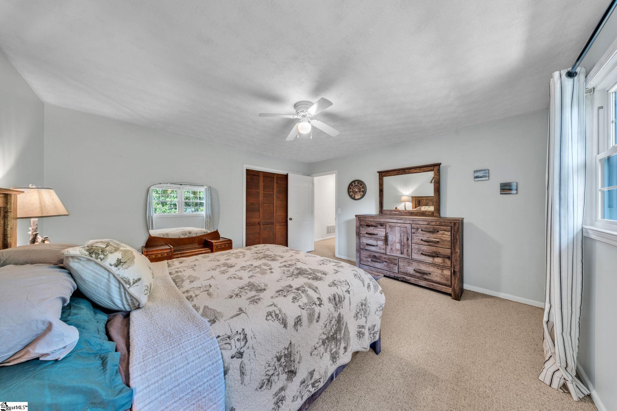 103 Dumbarton Avenue Simpsonville, SC 29681