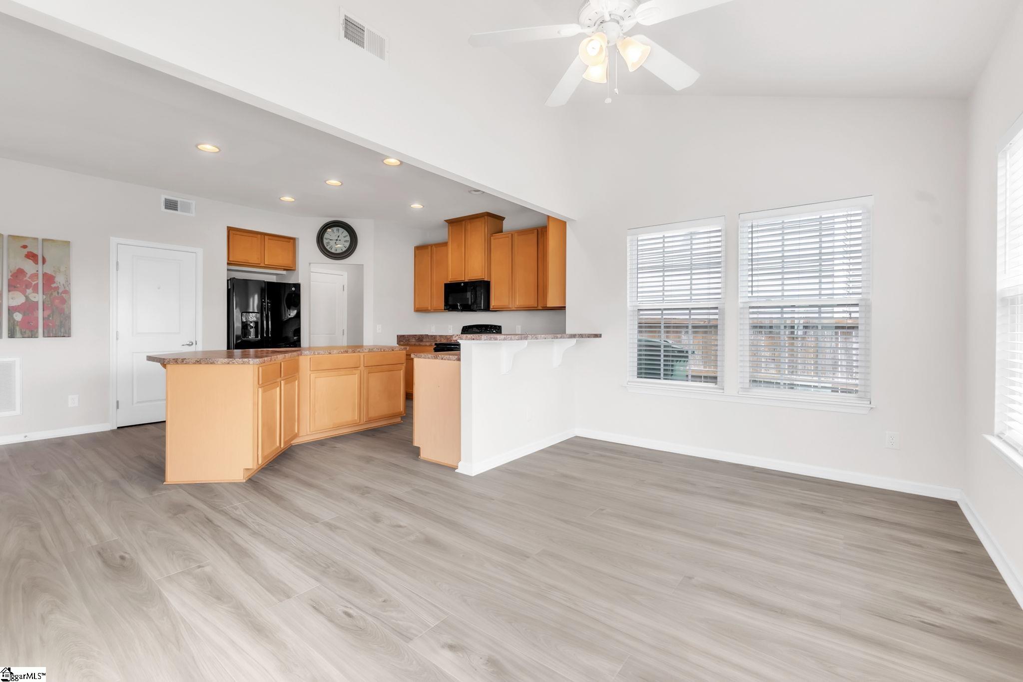 31 Granite Lane Greenville, SC 29607