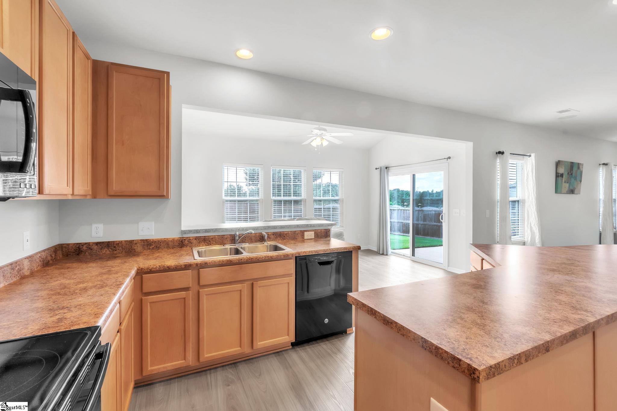 31 Granite Lane Greenville, SC 29607