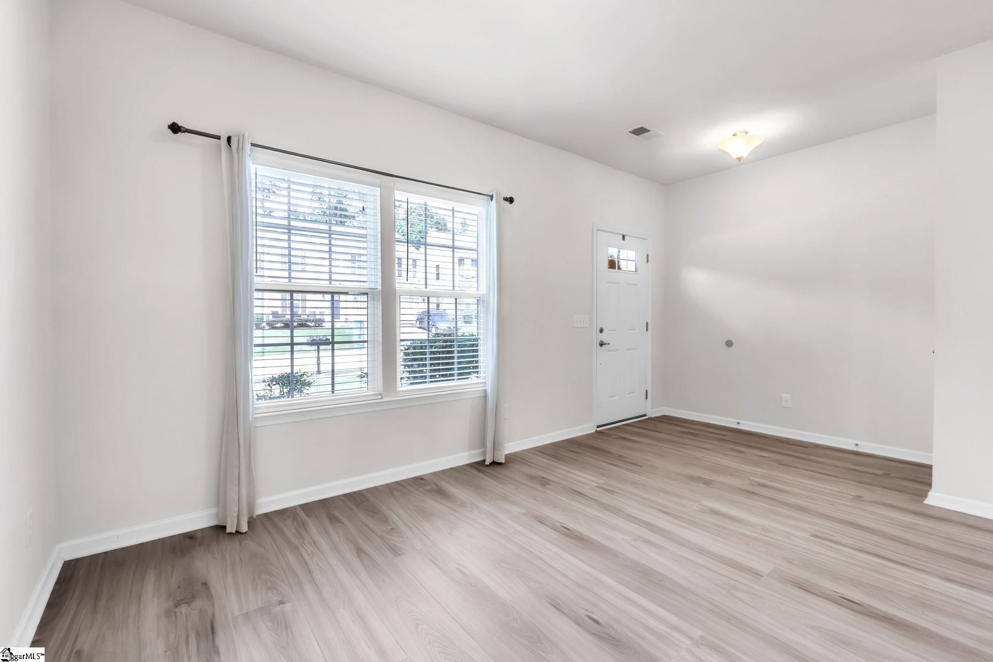 31 Granite Lane Greenville, SC 29607
