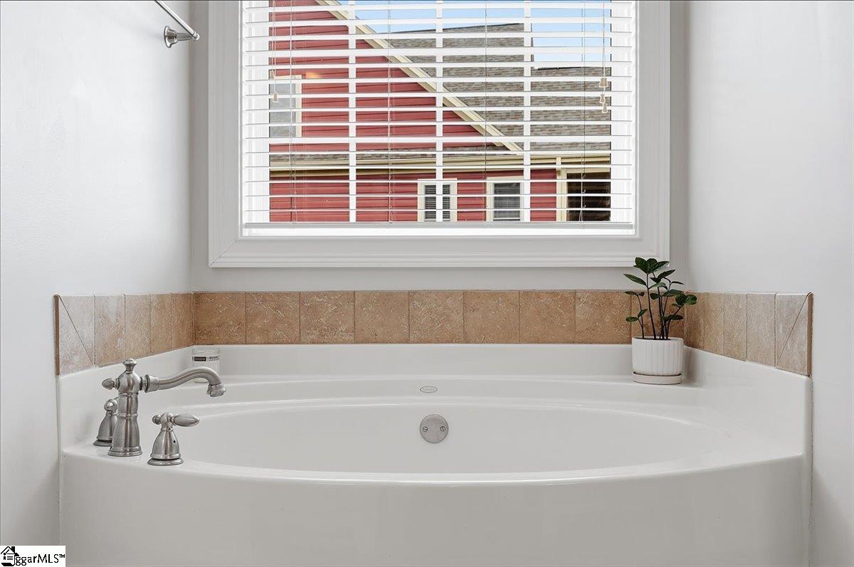 100 Lismore Street Simpsonville, SC 29680
