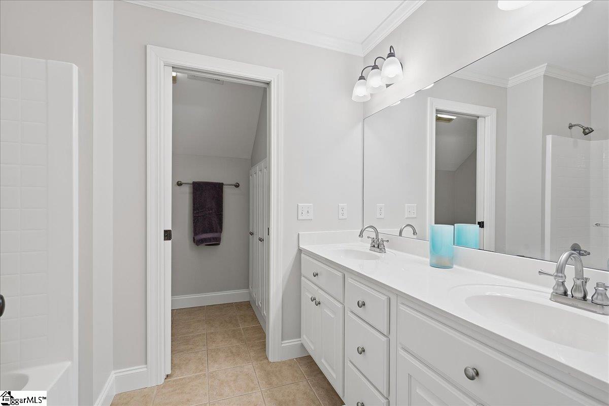 100 Lismore Street Simpsonville, SC 29680