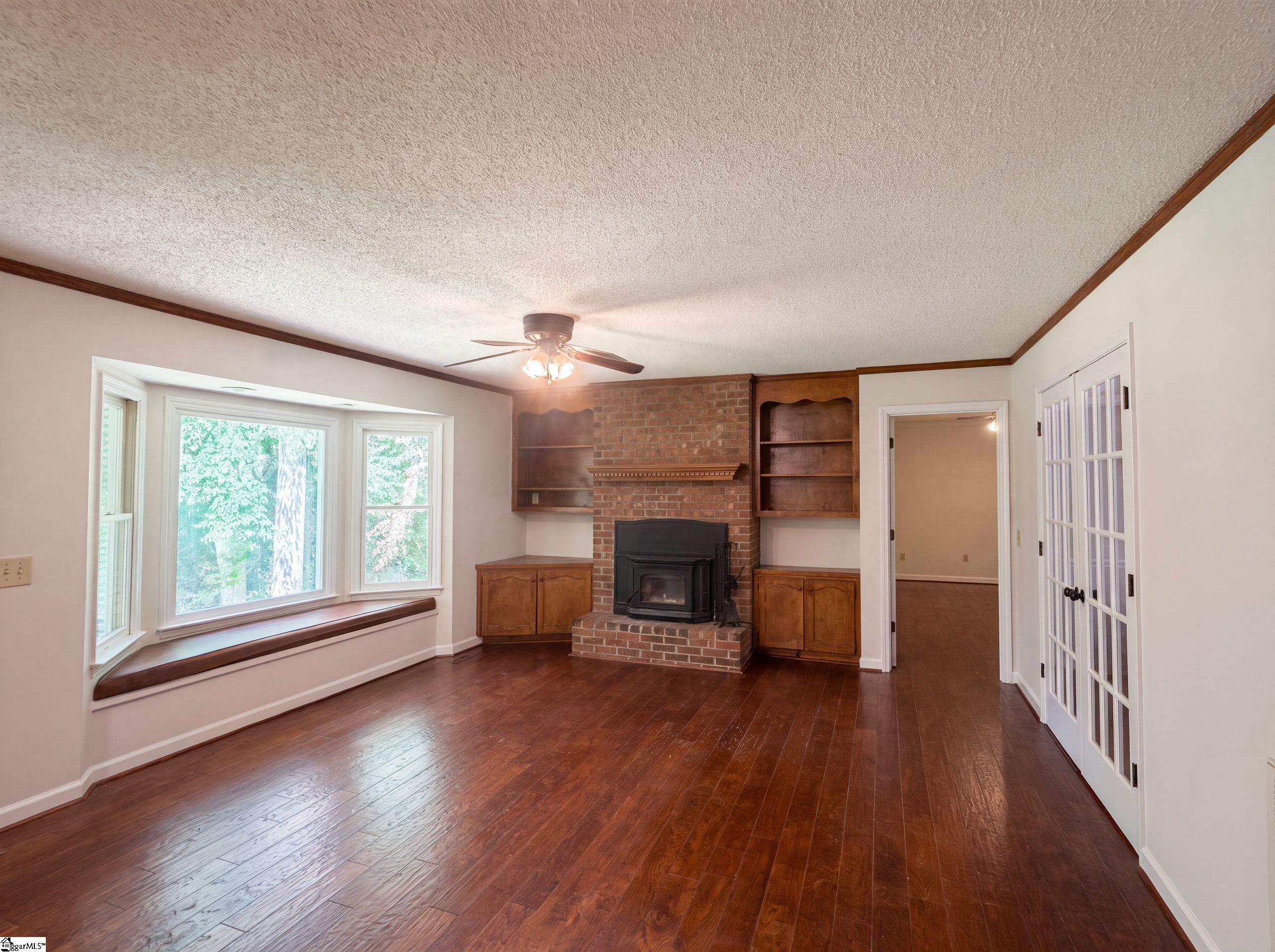 335 Dill Circle Landrum, SC 29356