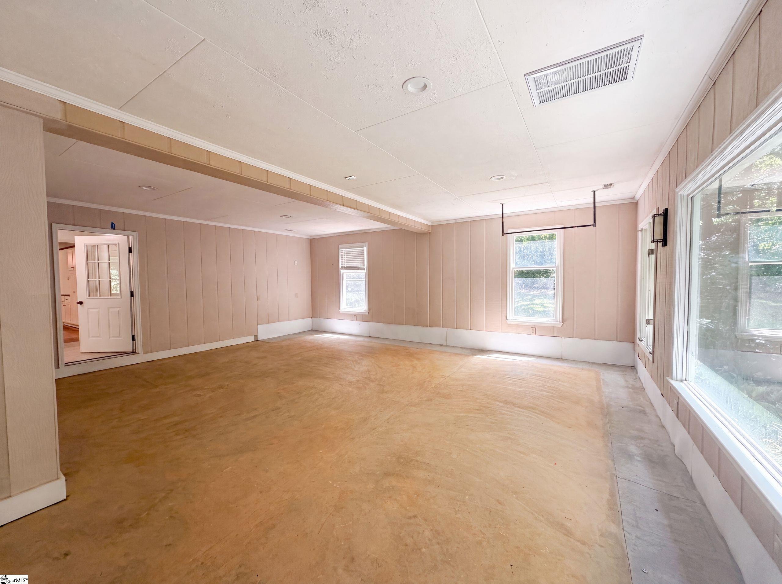 335 Dill Circle Landrum, SC 29356