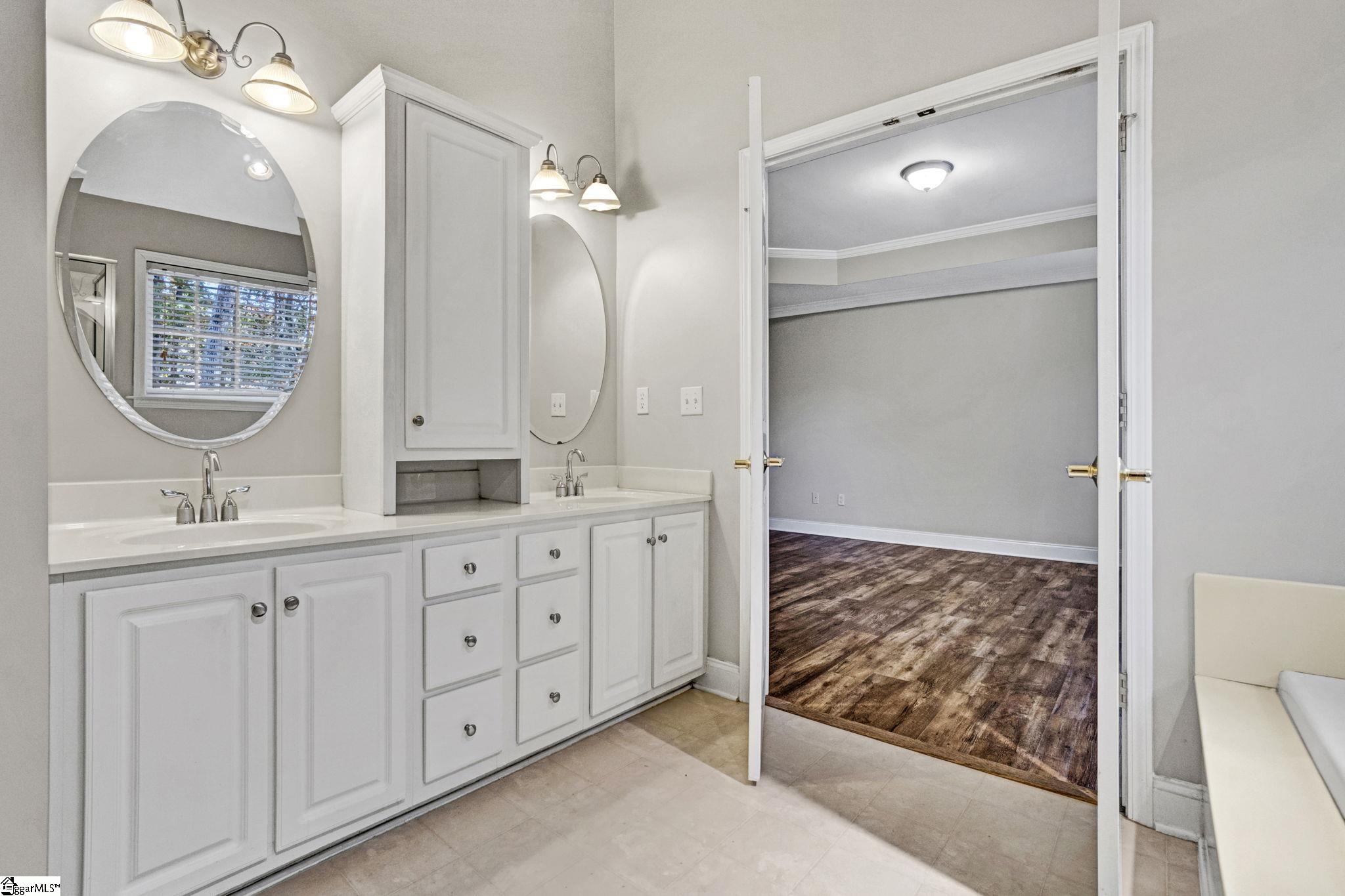104 Ginkgo Court Easley, SC 29642