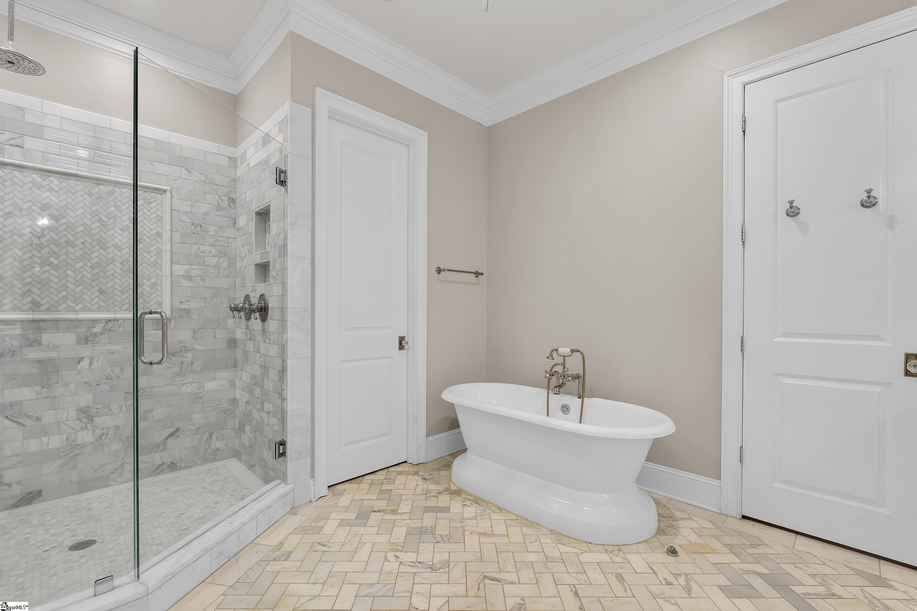 143 Augusta Court Greenville, SC 29605