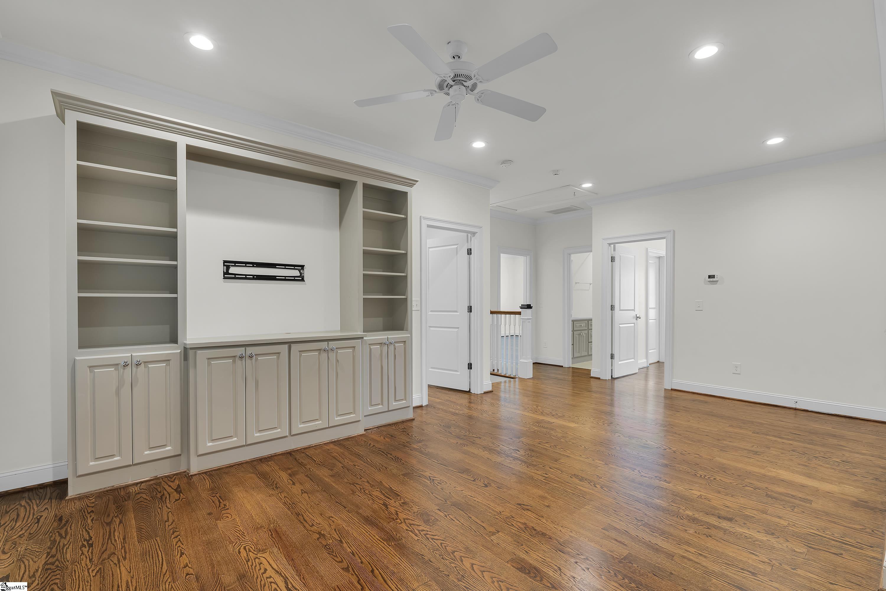 143 Augusta Court Greenville, SC 29605