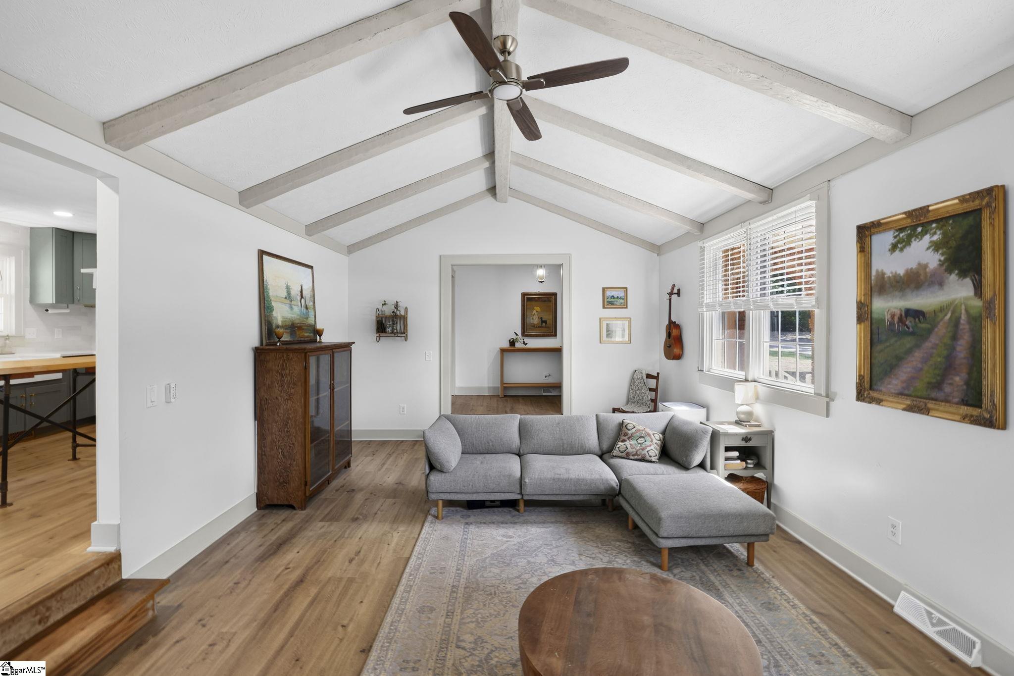 22 Woodview Drive Taylors, SC 29687