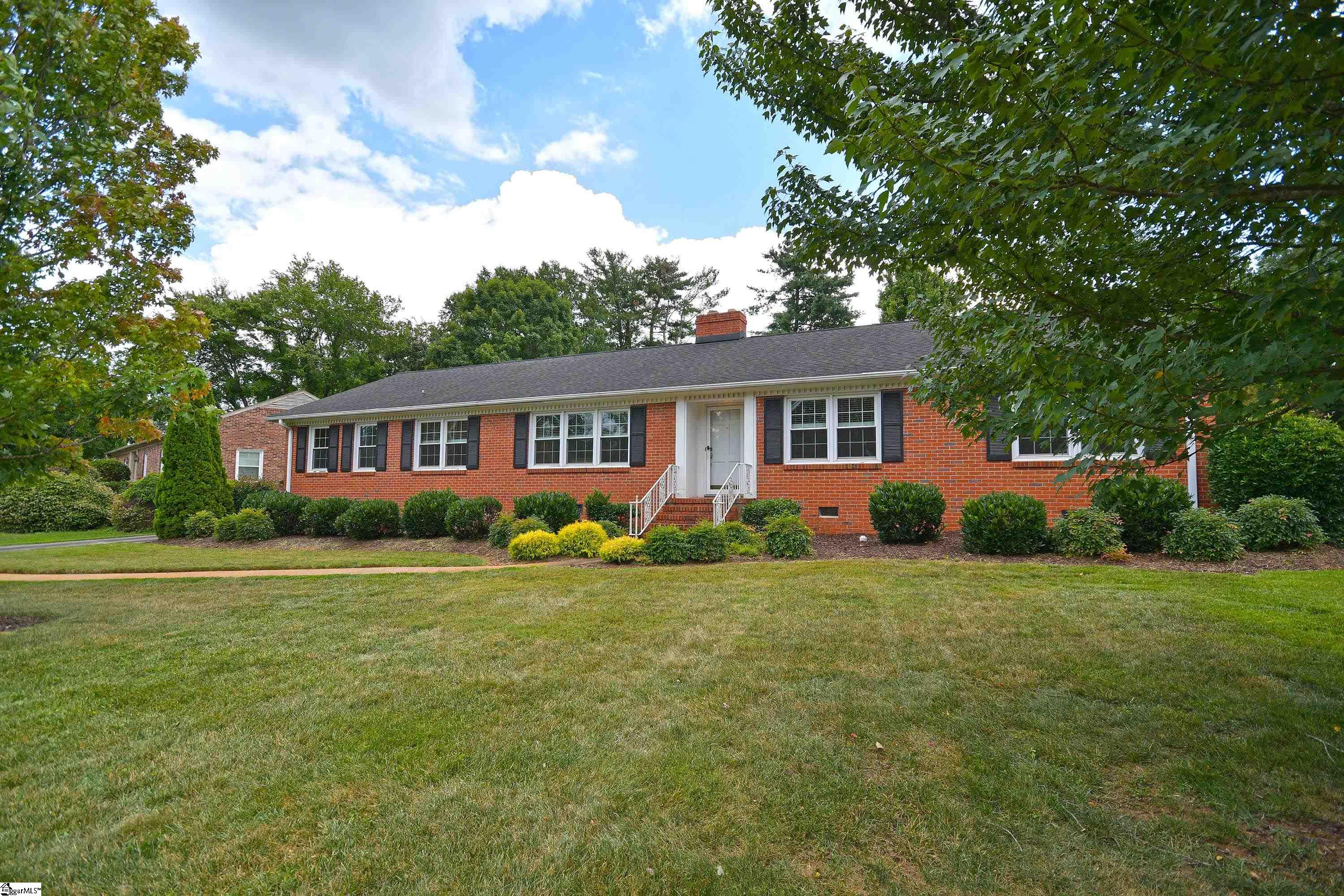 19 Spring Forest Road Greenville, SC 29615