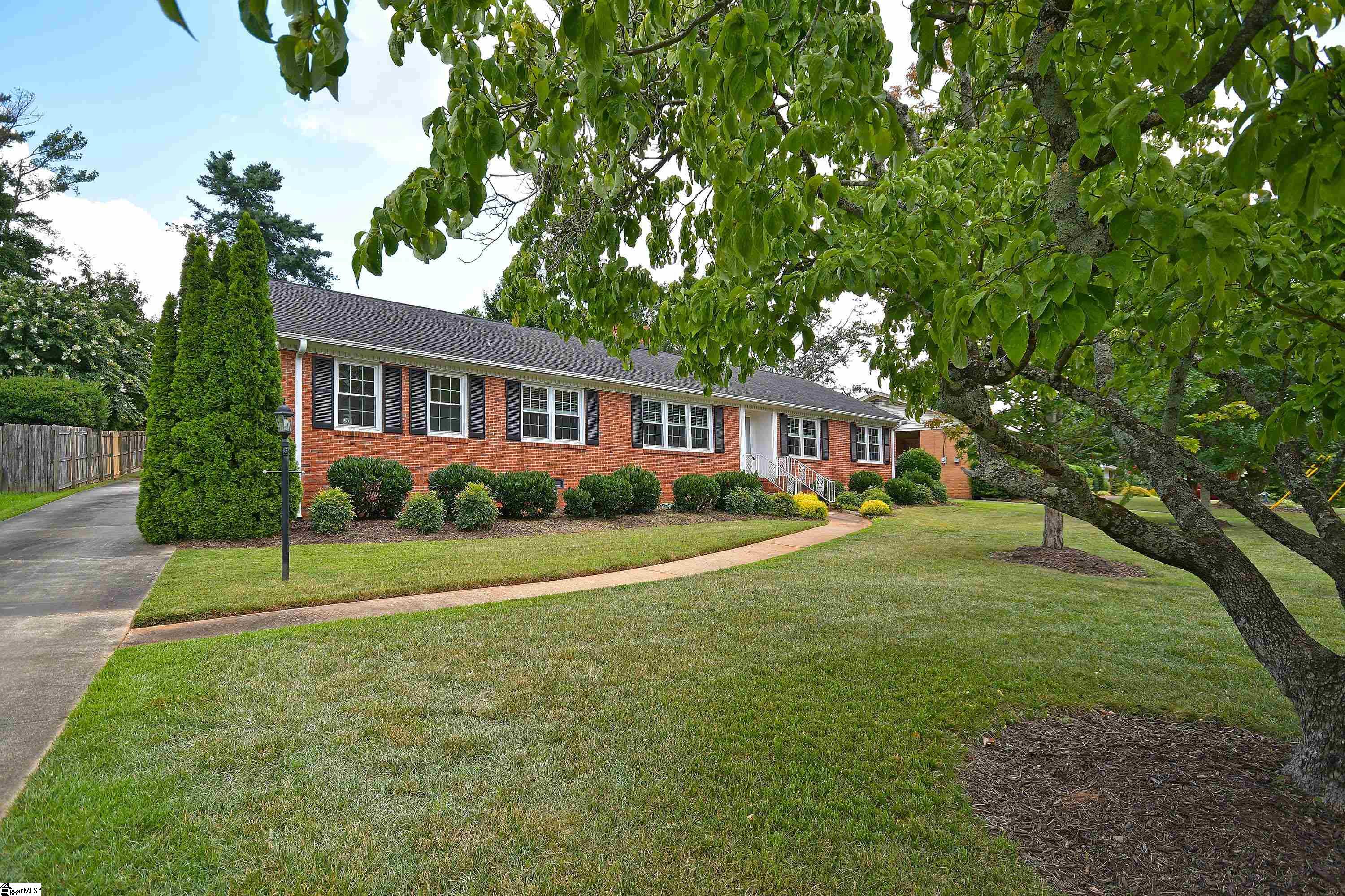 19 Spring Forest Road Greenville, SC 29615