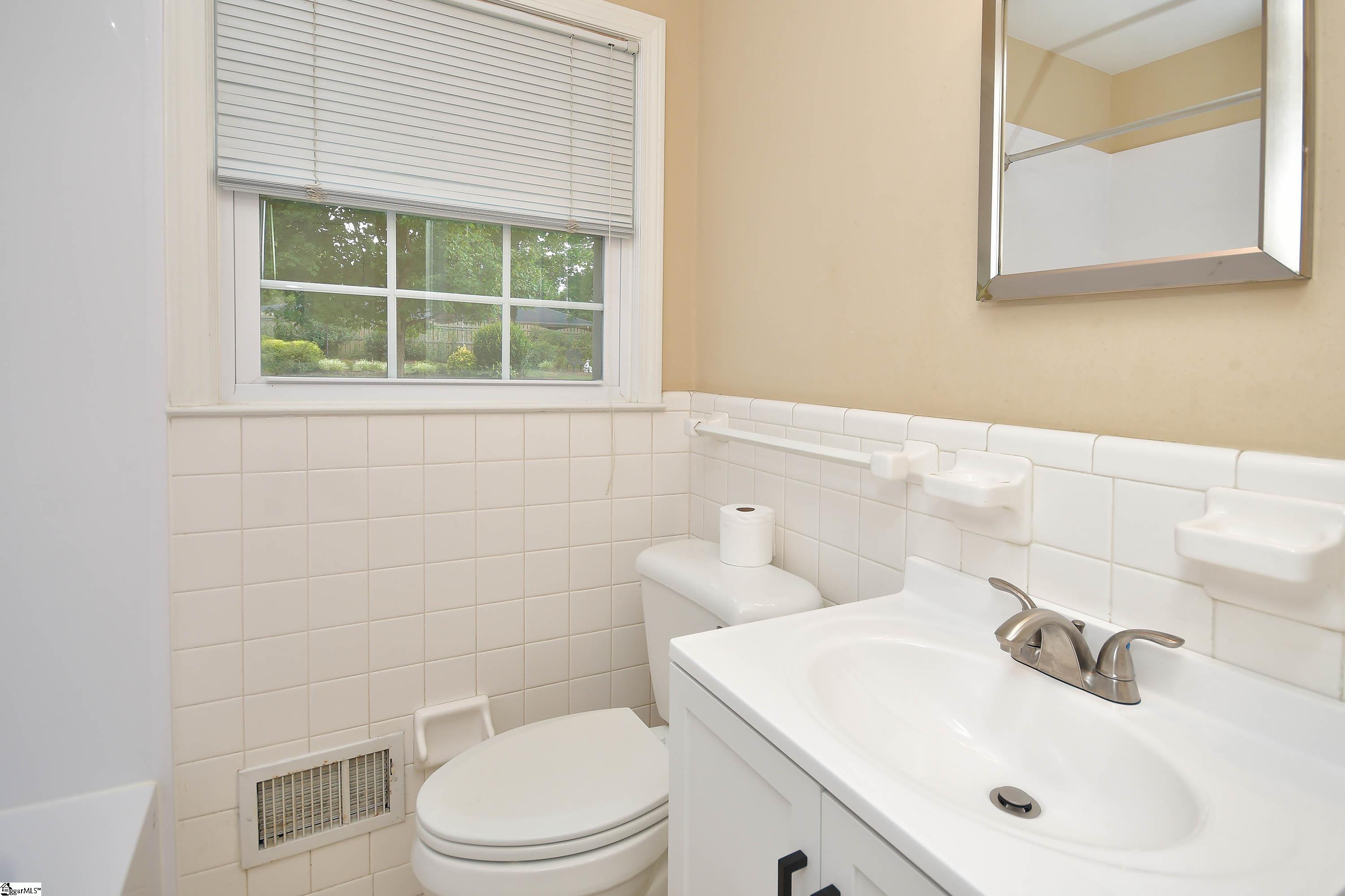 19 Spring Forest Road Greenville, SC 29615