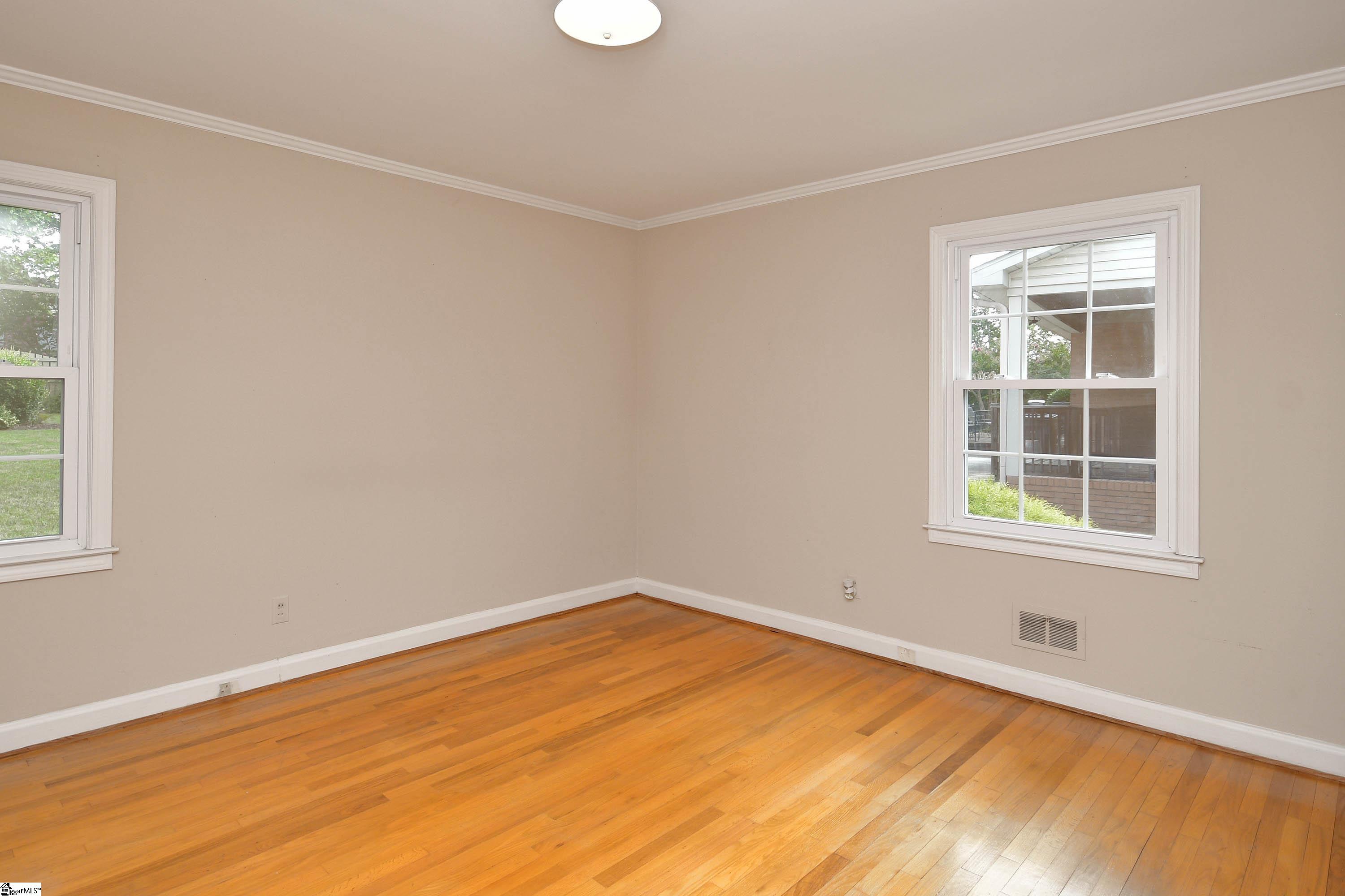 19 Spring Forest Road Greenville, SC 29615