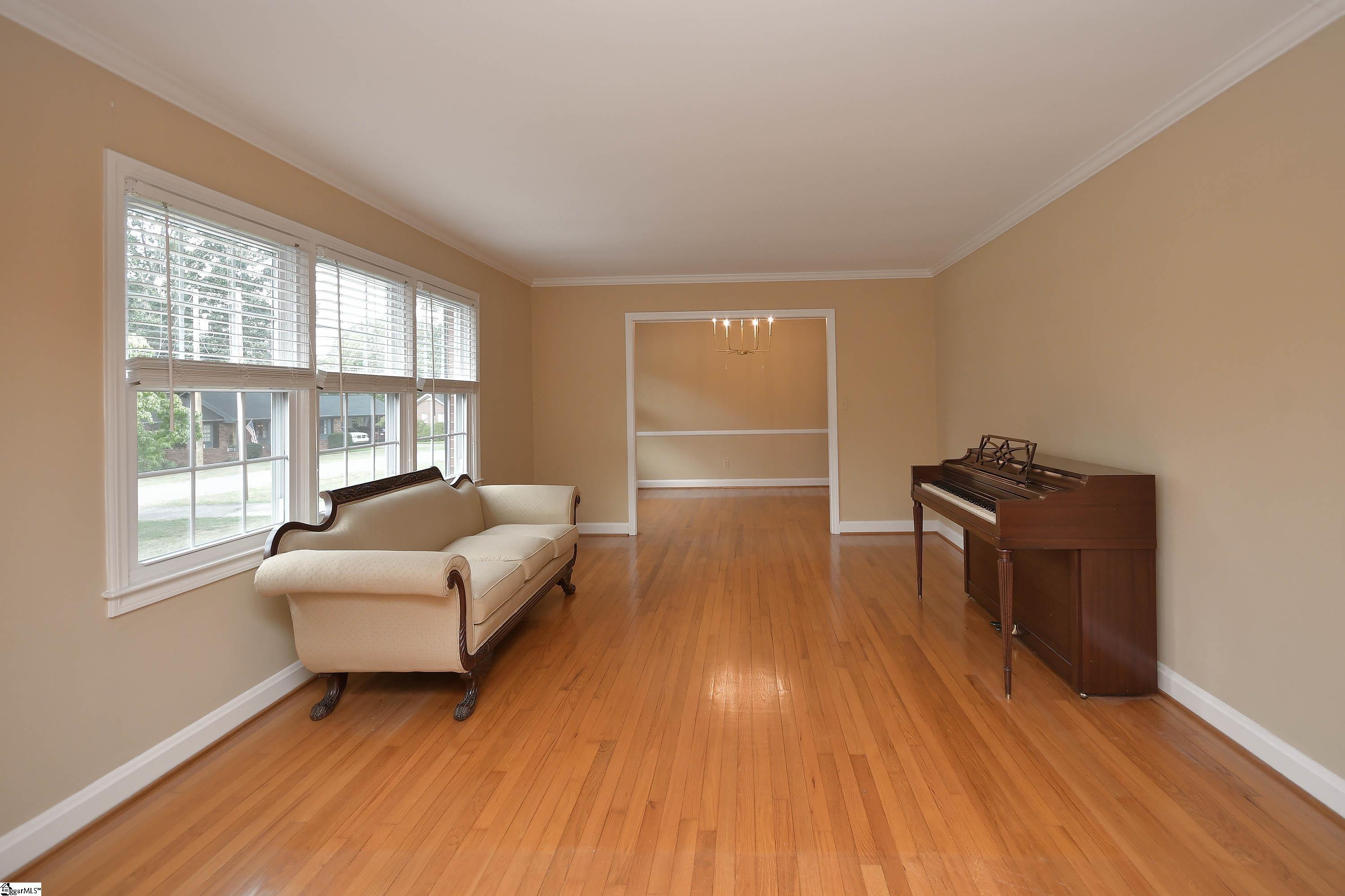19 Spring Forest Road Greenville, SC 29615