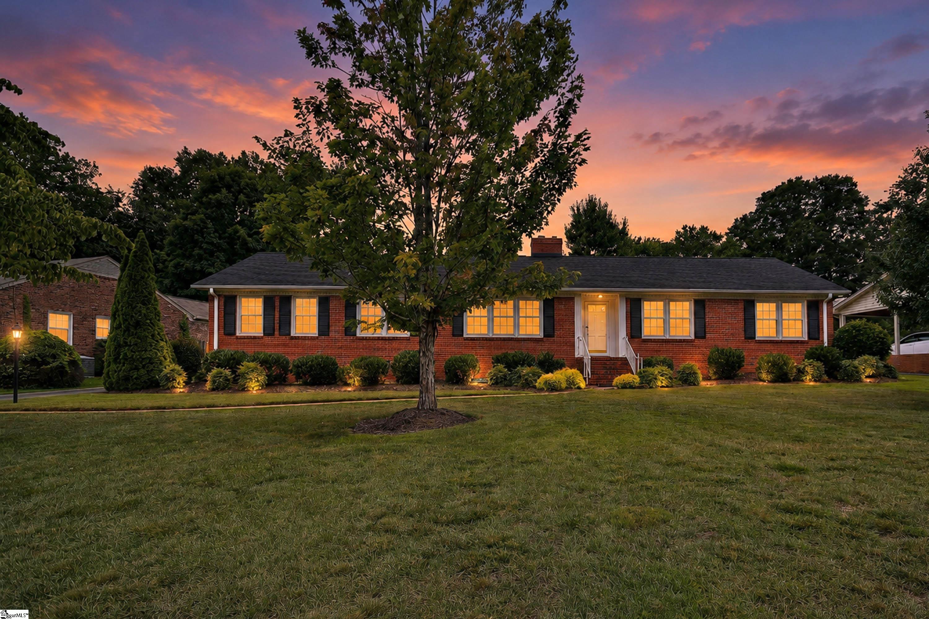 19 Spring Forest Road Greenville, SC 29615