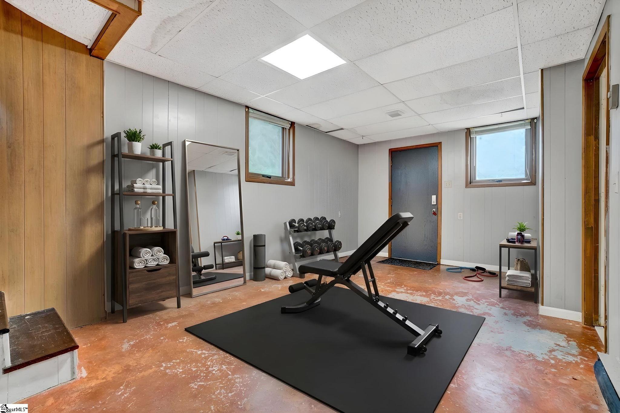 7 River Oaks Drive Greenville, SC 29601