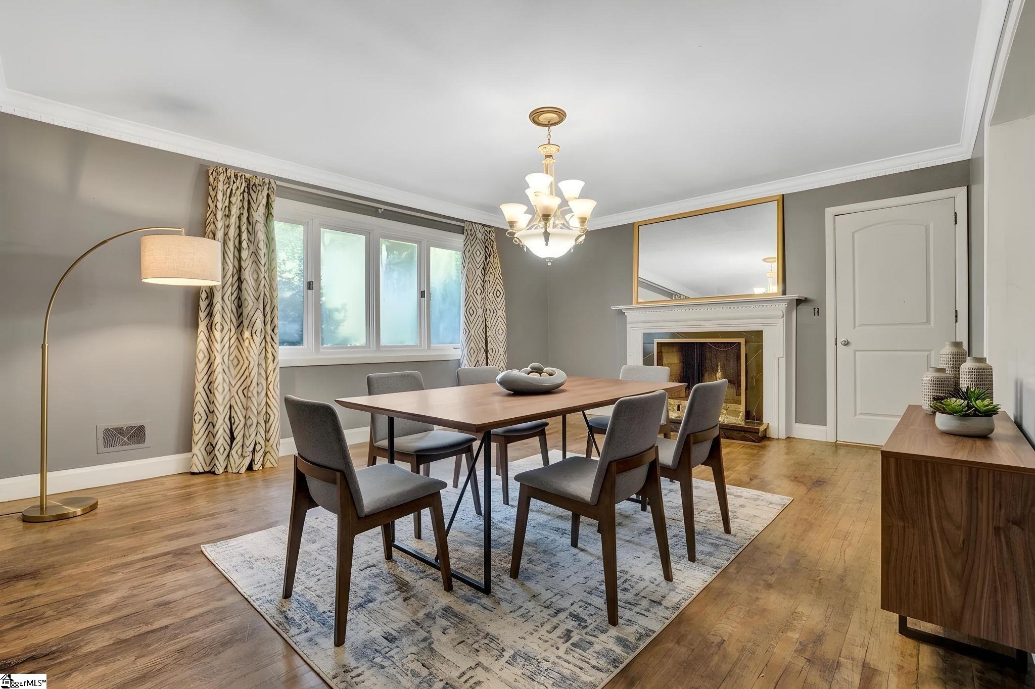 7 River Oaks Drive Greenville, SC 29601