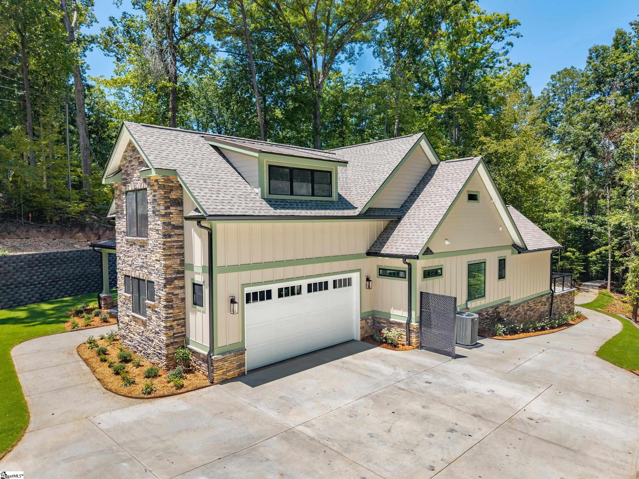 503 Point Road Westminster, SC 29693